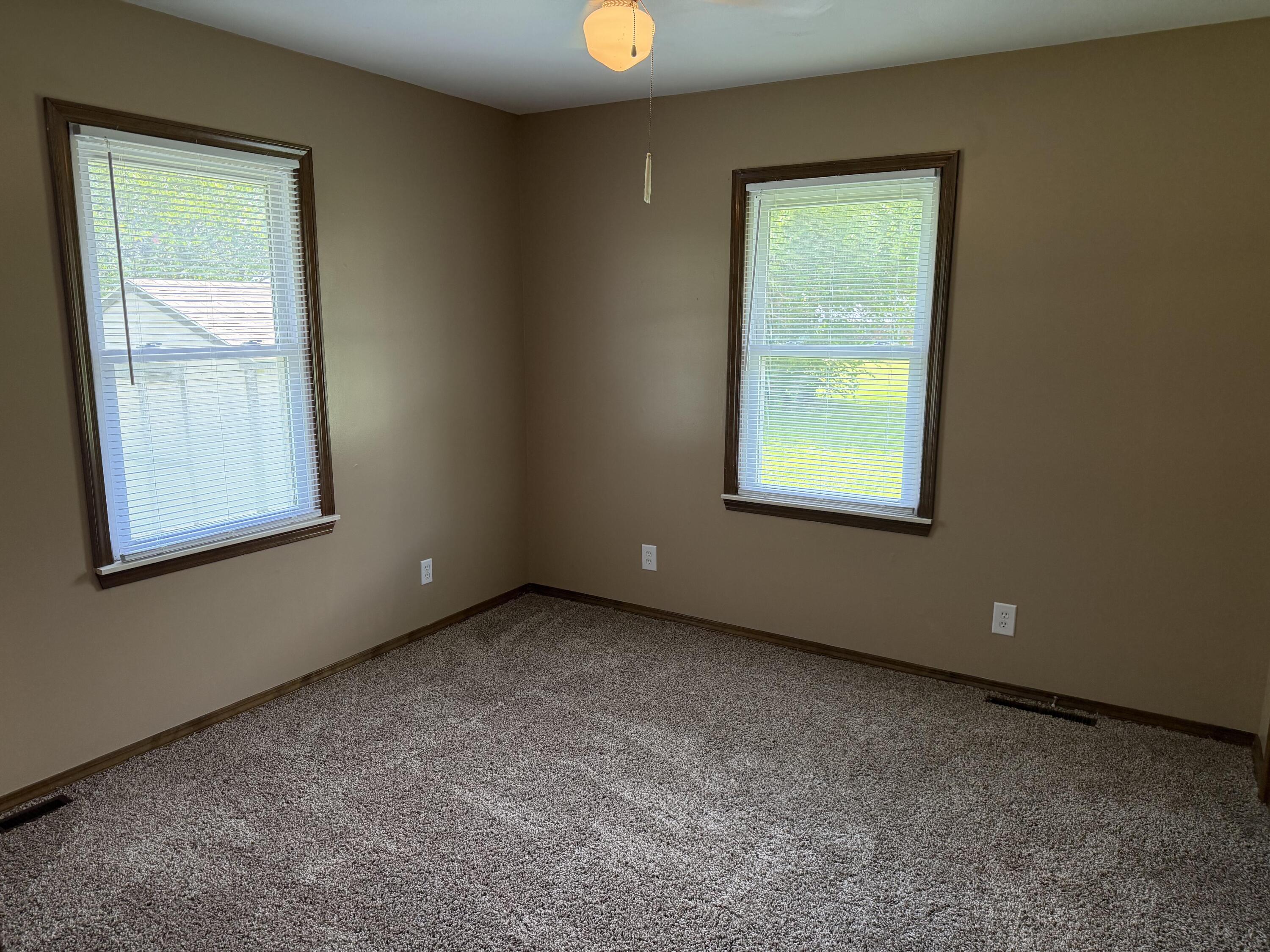 17 Sherwood Trail Property Photo 16