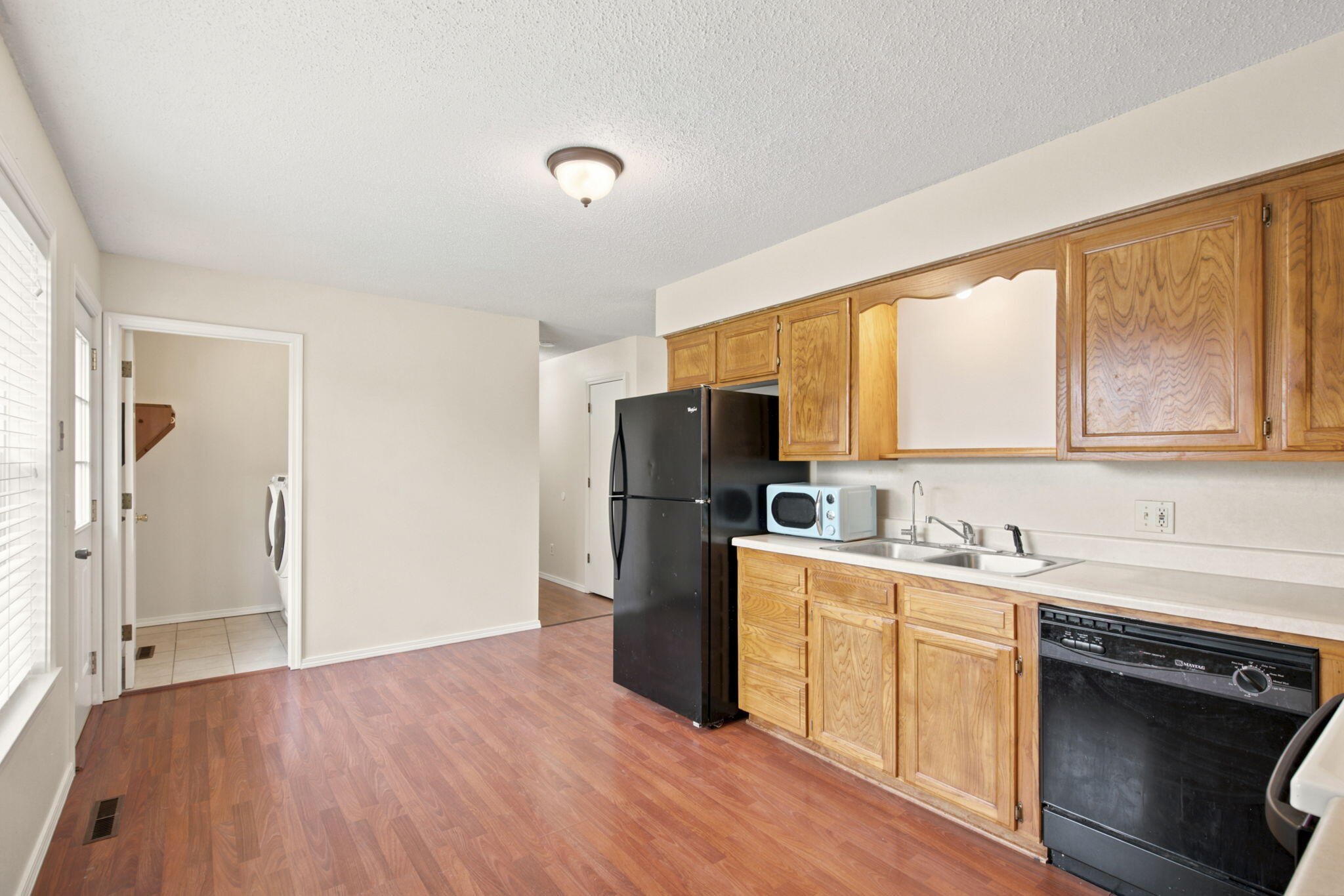 511 East Dyann Drive Property Photo 10