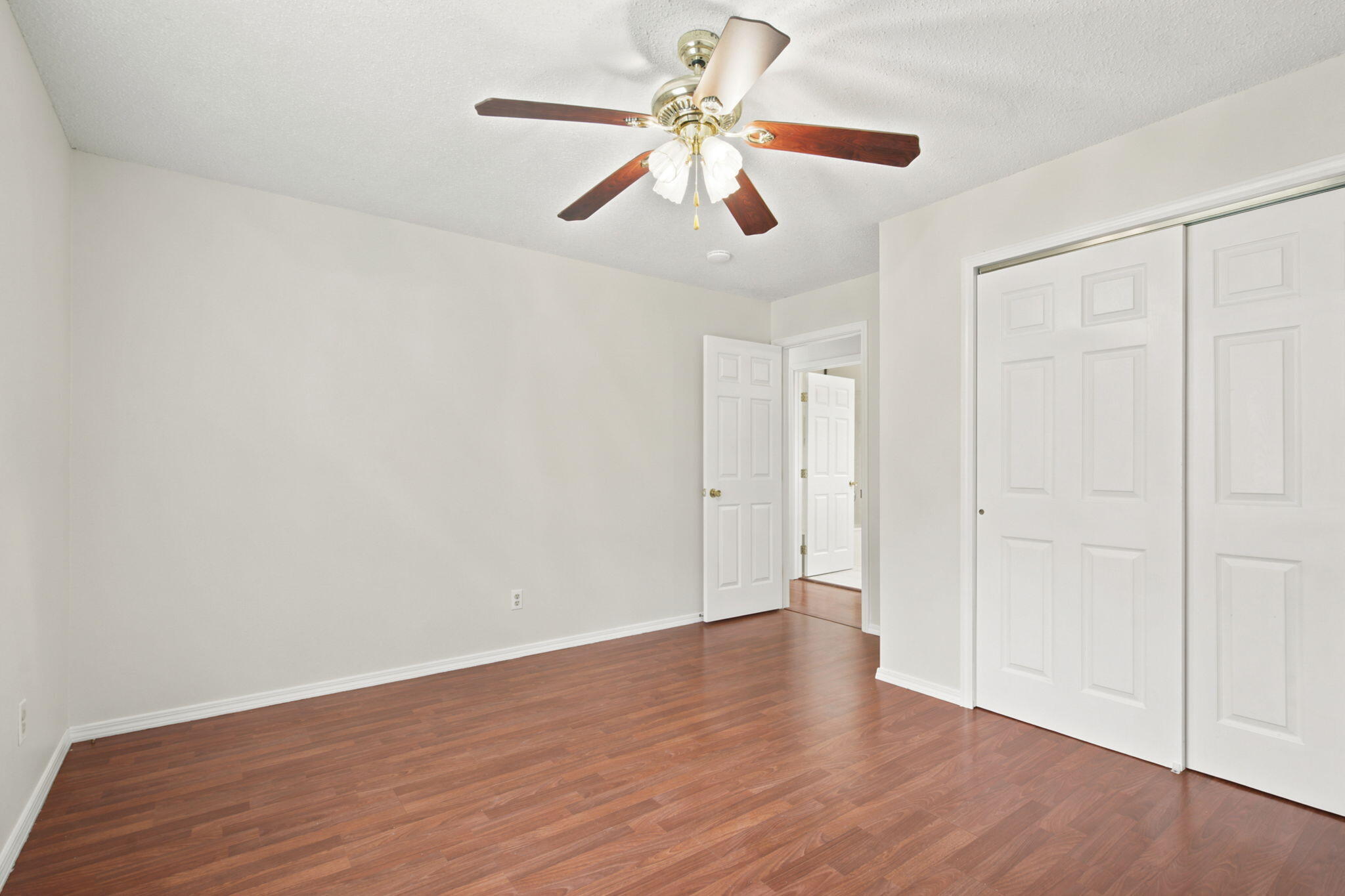 511 East Dyann Drive Property Photo 14