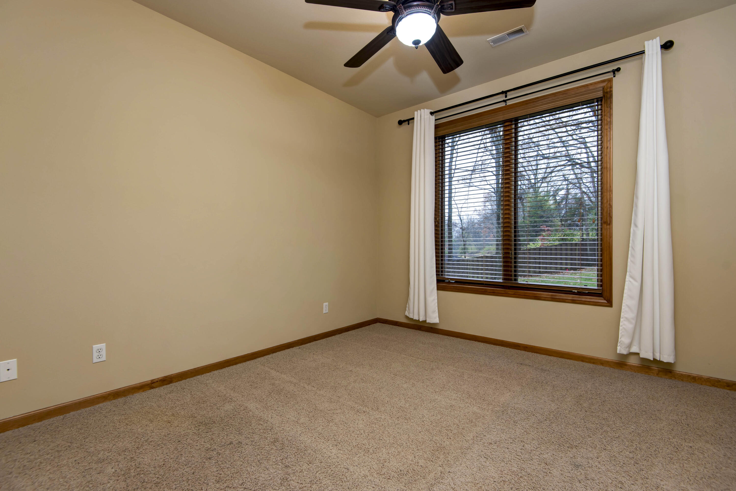 6116 South Danforth Avenue Property Photo 26