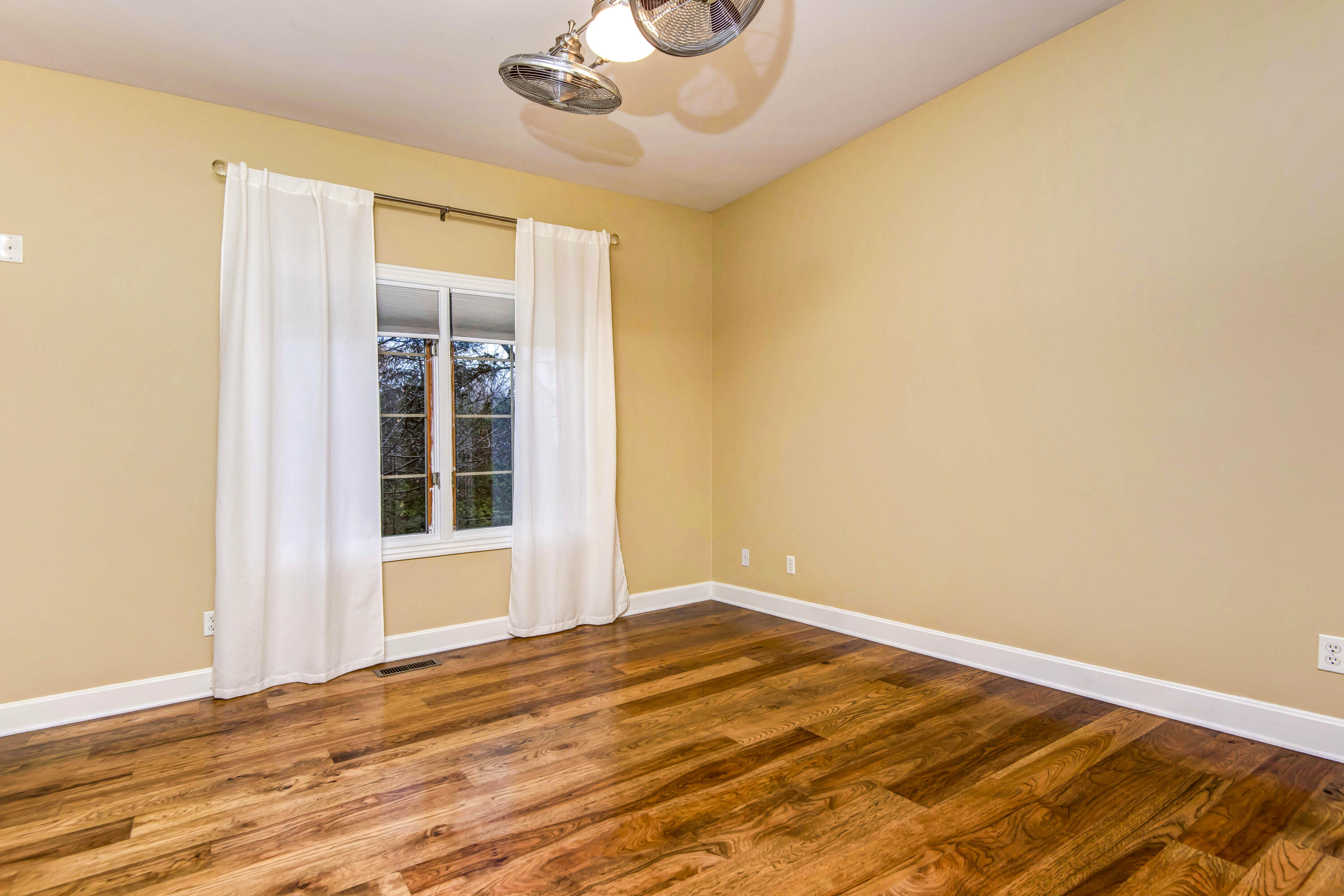 6116 South Danforth Avenue Property Photo 28