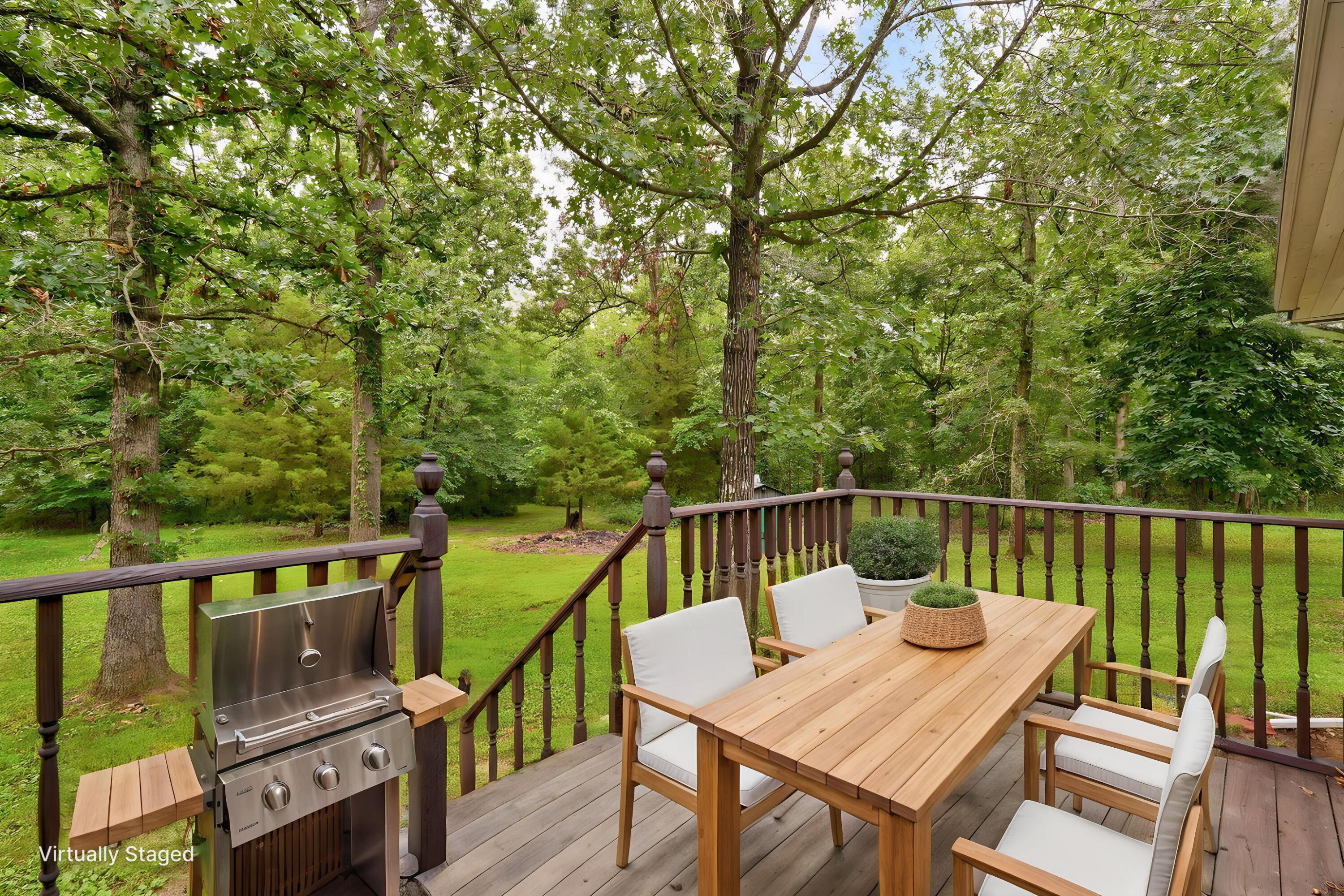 34 Englewood Lane Property Photo 44