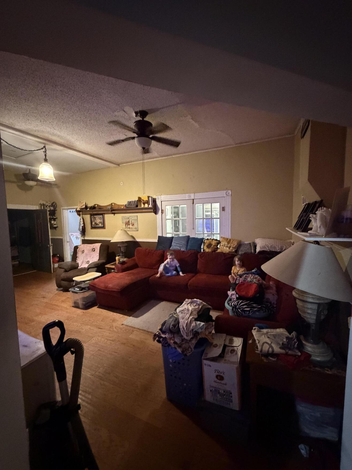207 Broadway Street Property Photo 21
