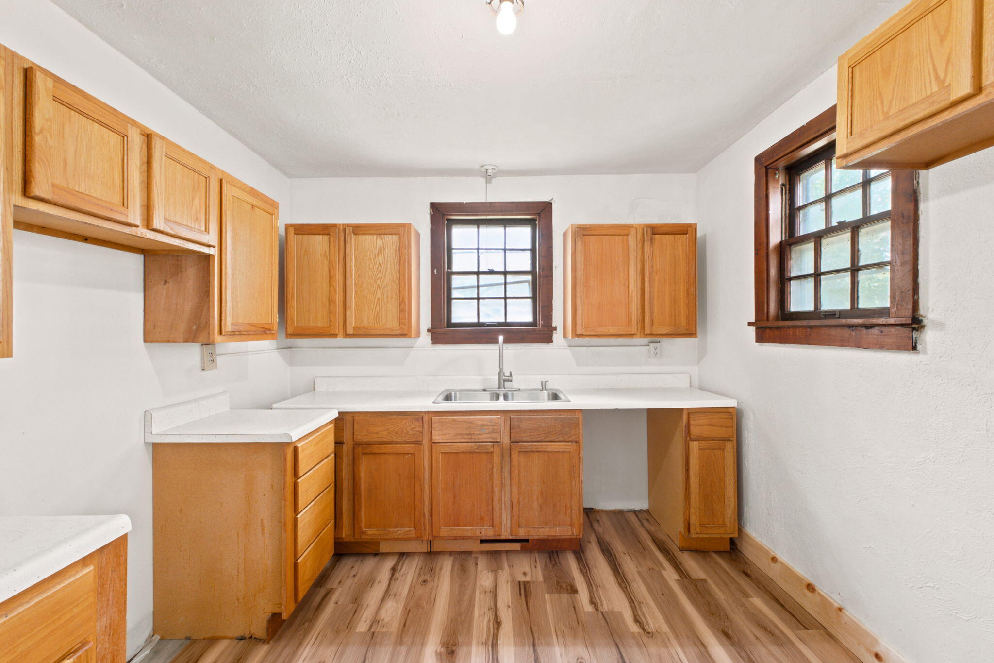 409 East Olive Street Property Photo 11