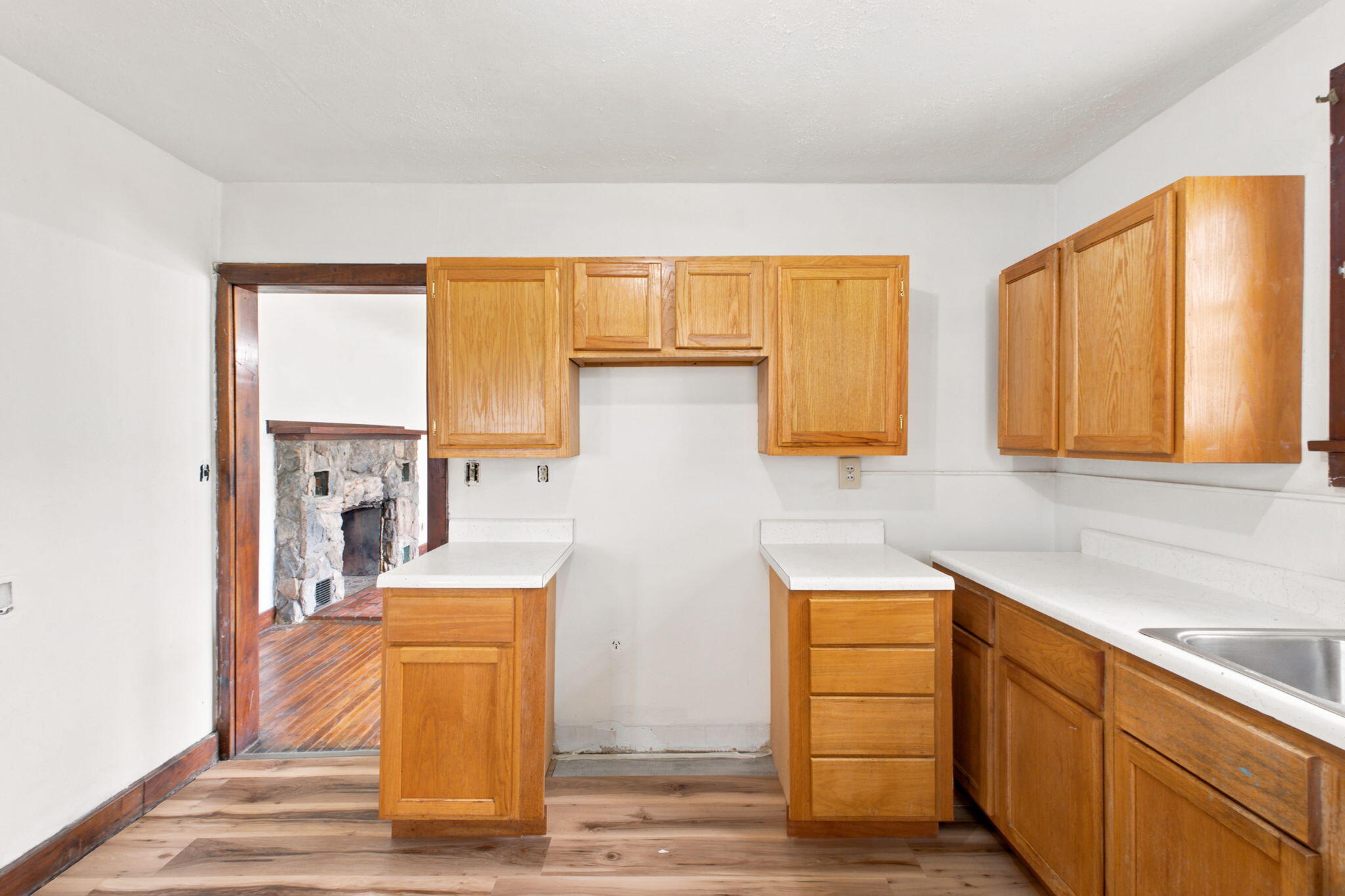 409 East Olive Street Property Photo 13