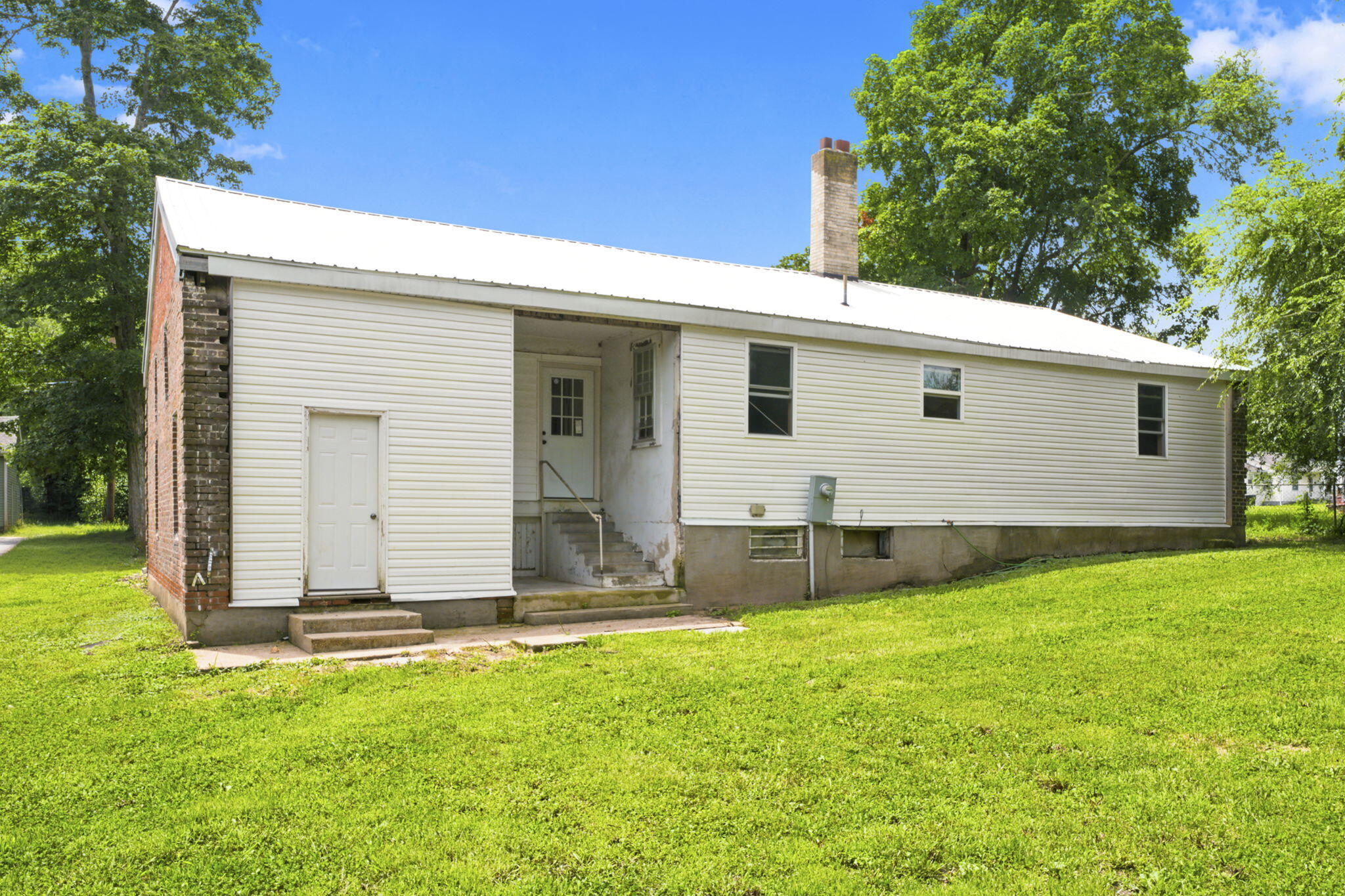 409 East Olive Street Property Photo 26
