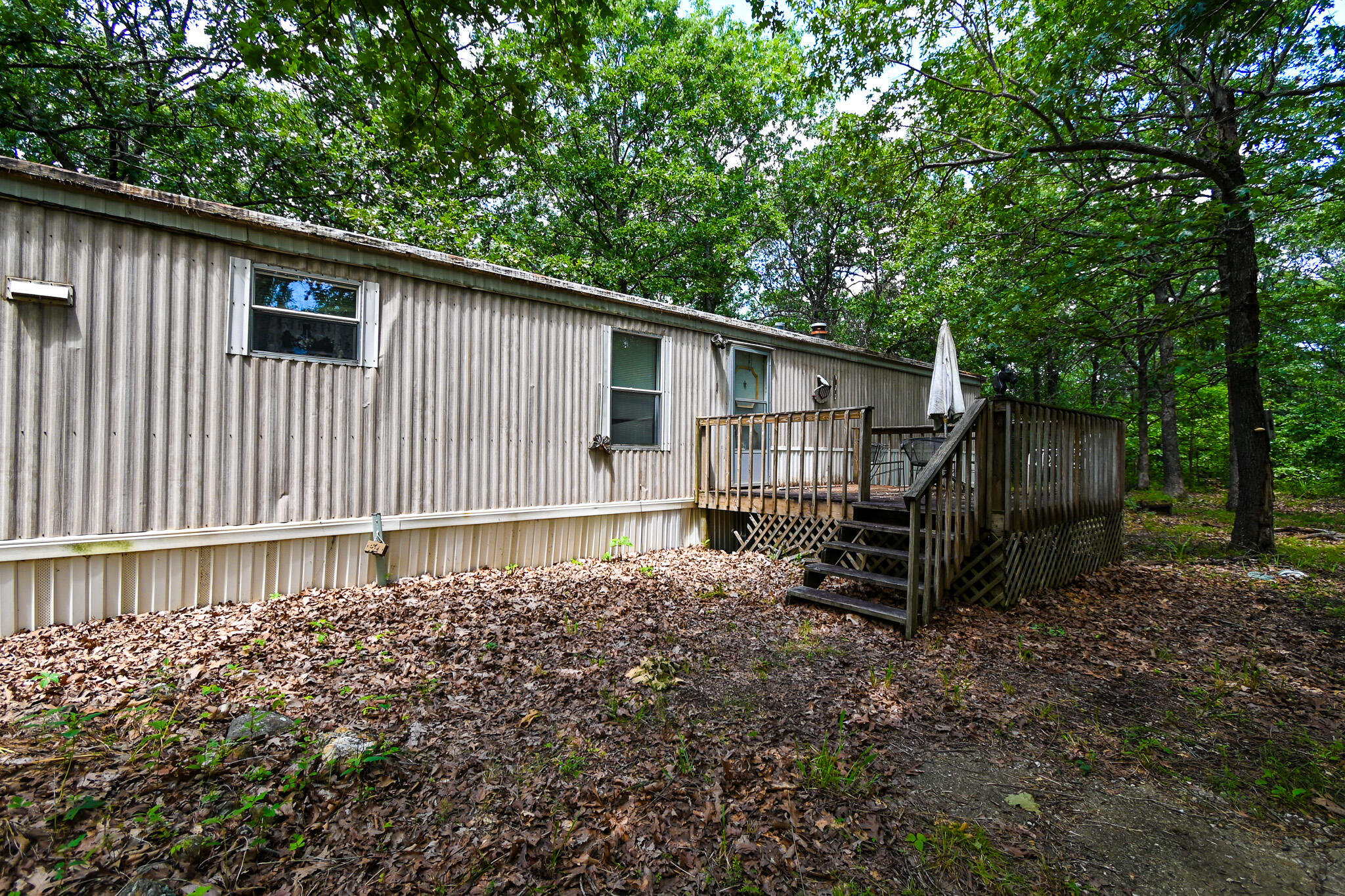 5760 Northeast 817 Pvt Road Property Photo 8