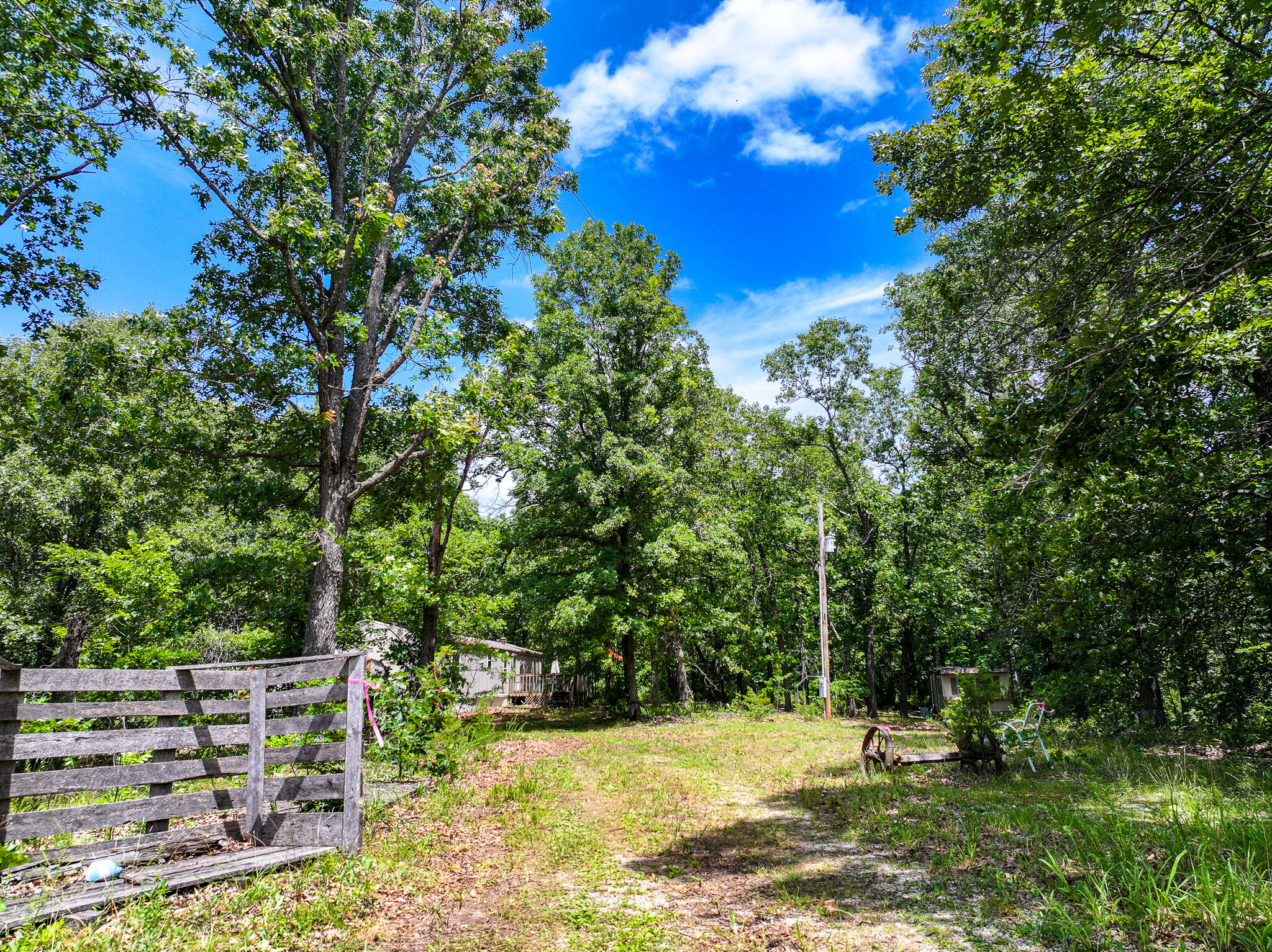 5760 Northeast 817 Pvt Road Property Photo 15