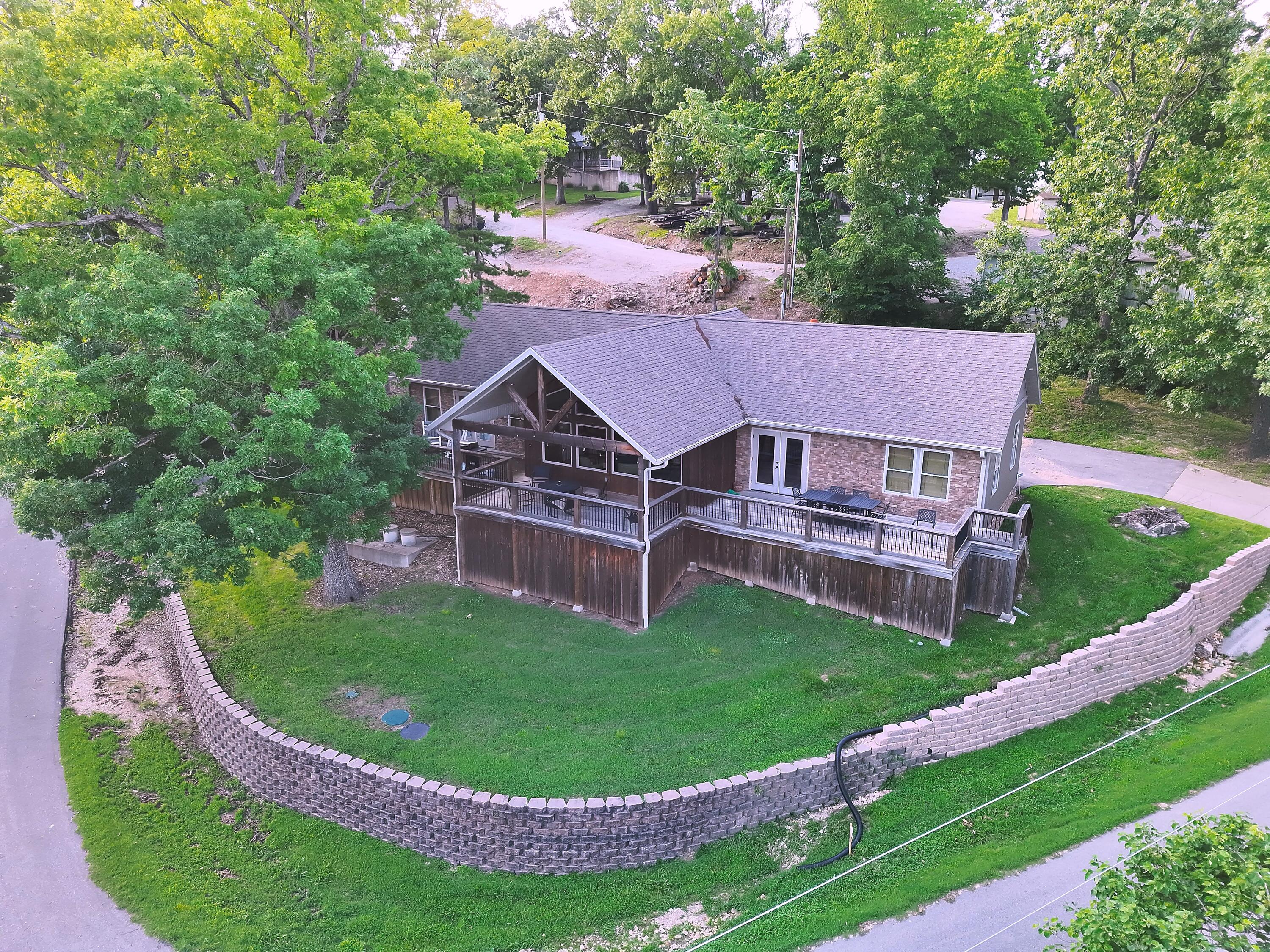 25318 Riverside Lane Property Photo 7