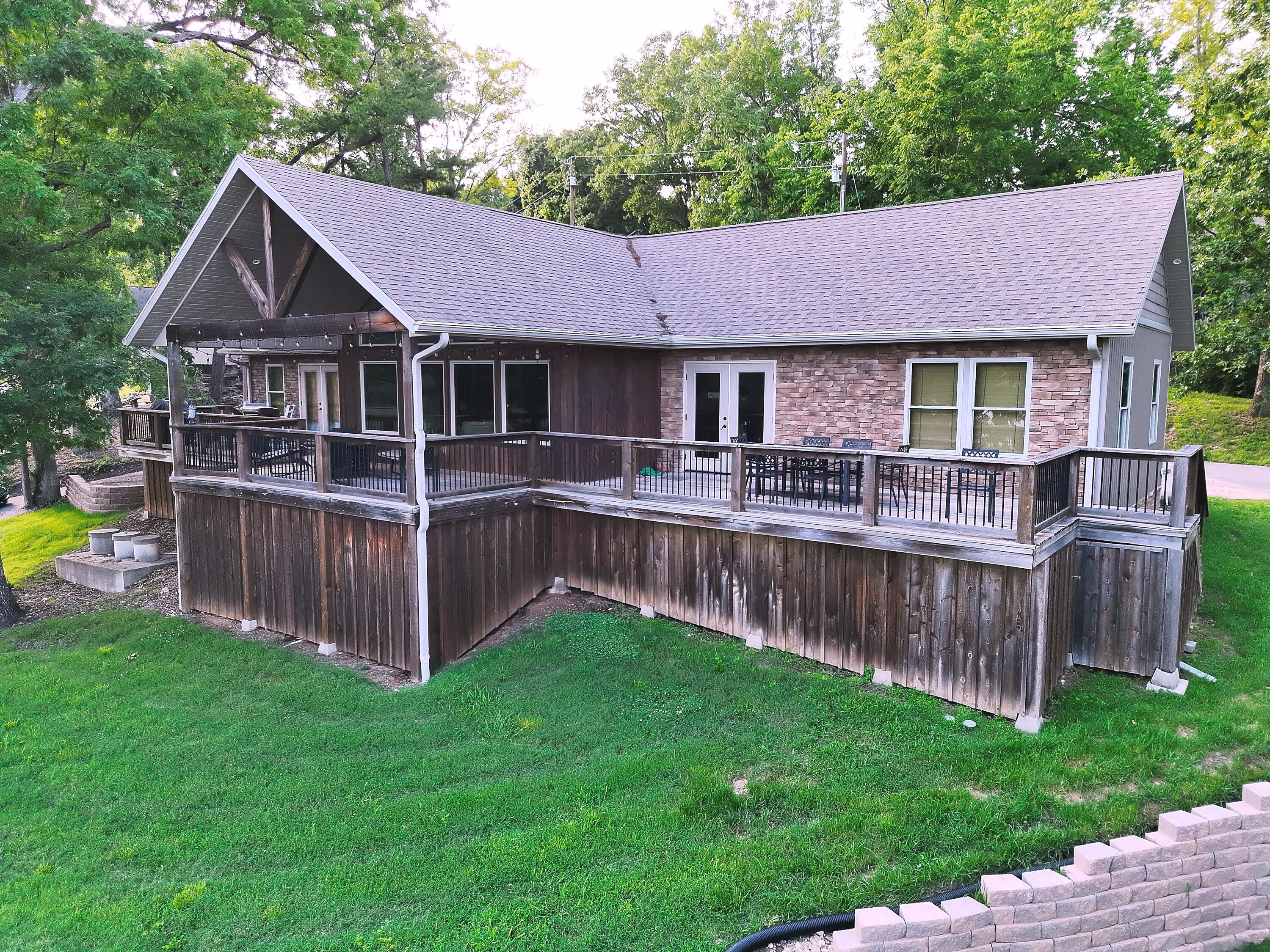 25318 Riverside Lane Property Photo 8