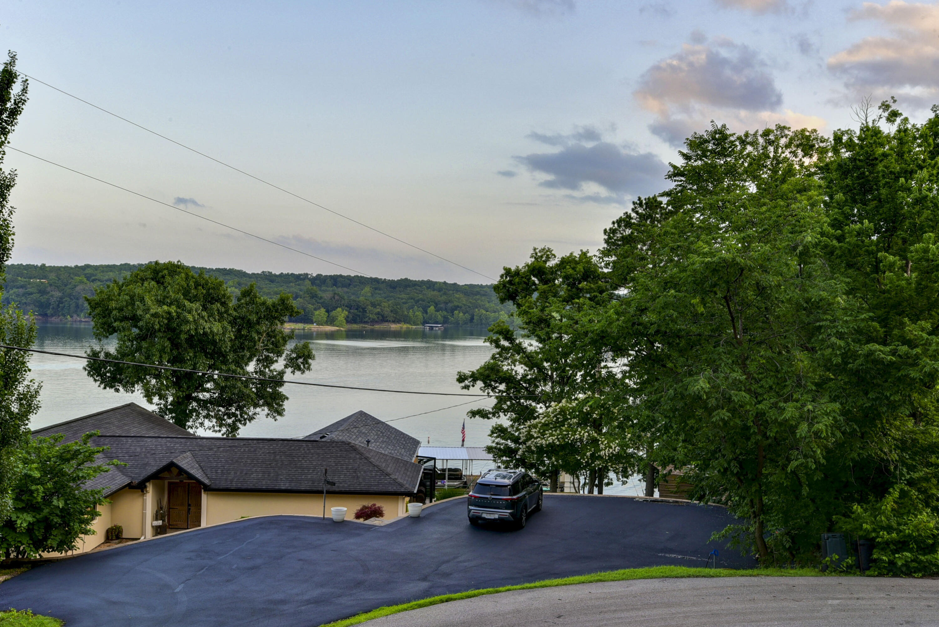 25318 Riverside Lane Property Photo 9