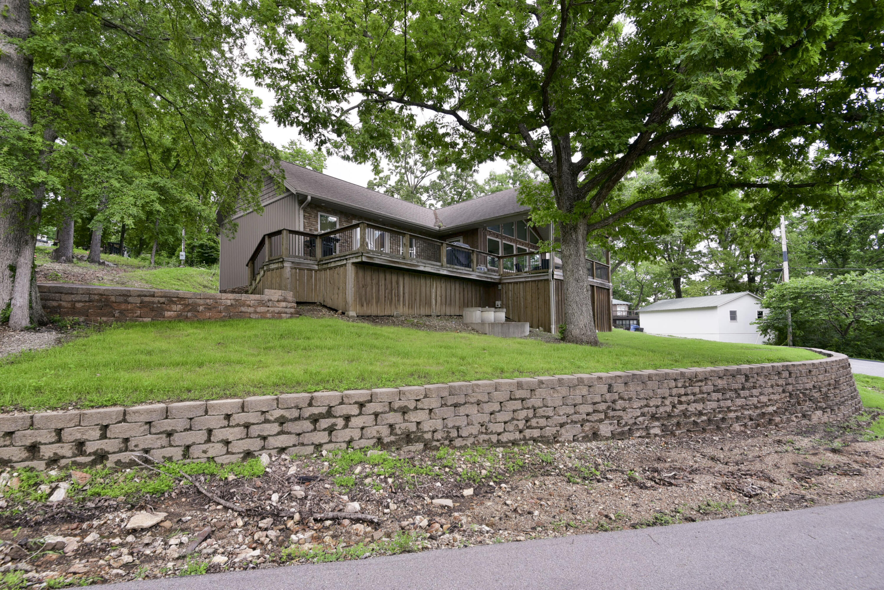 25318 Riverside Lane Property Photo 13