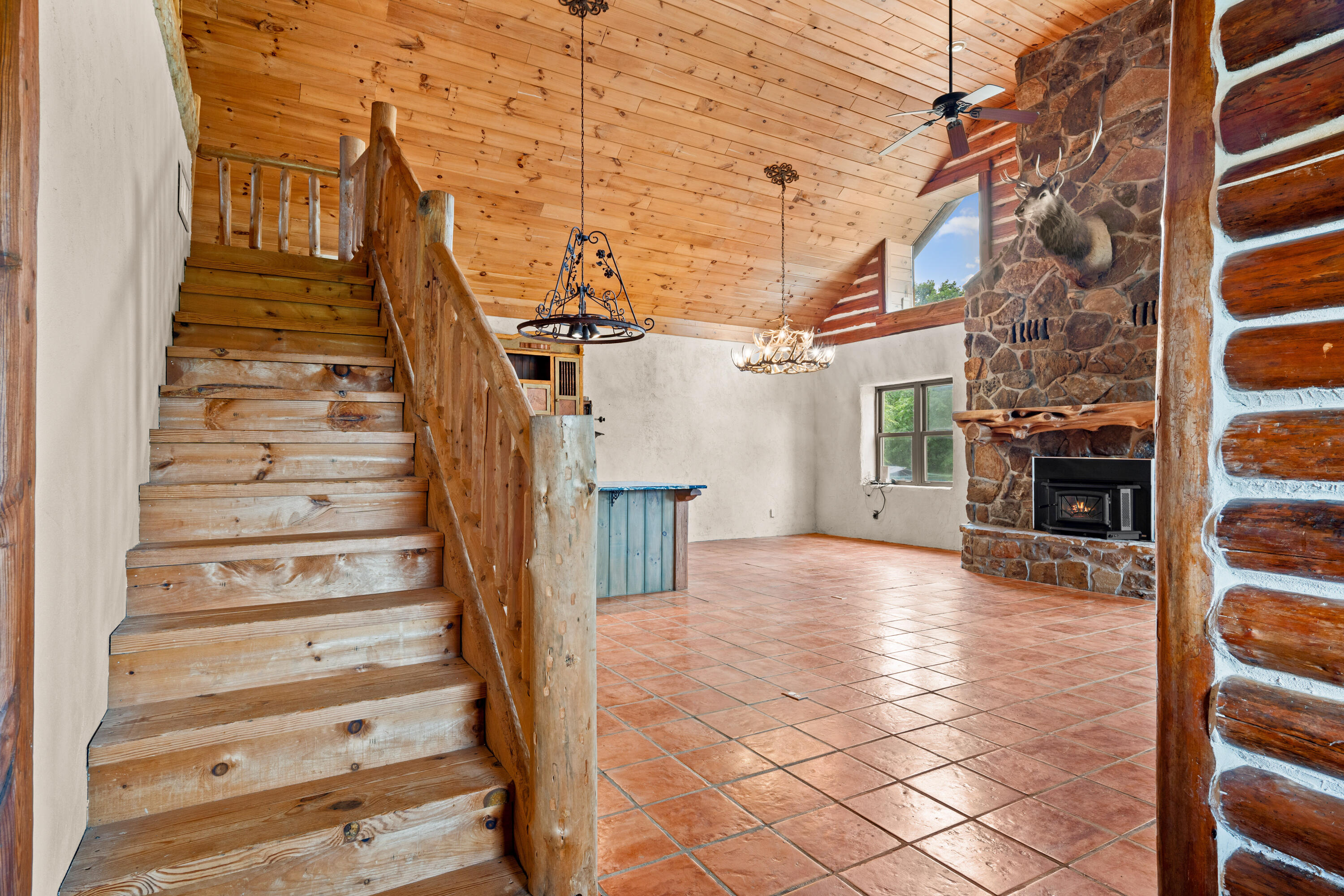2115 Garrison Cutoff Road Property Photo 11