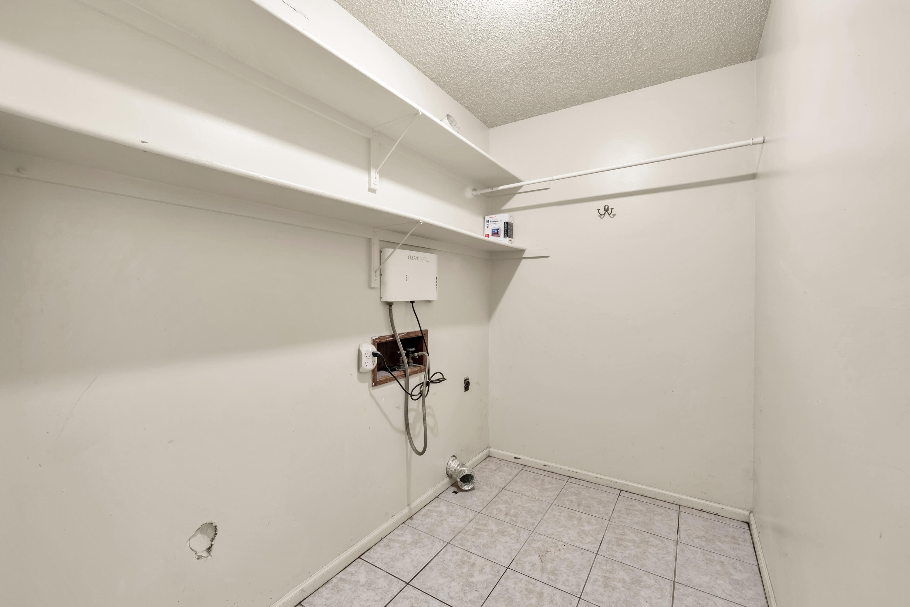1375 East Dunkirk Street Property Photo 25