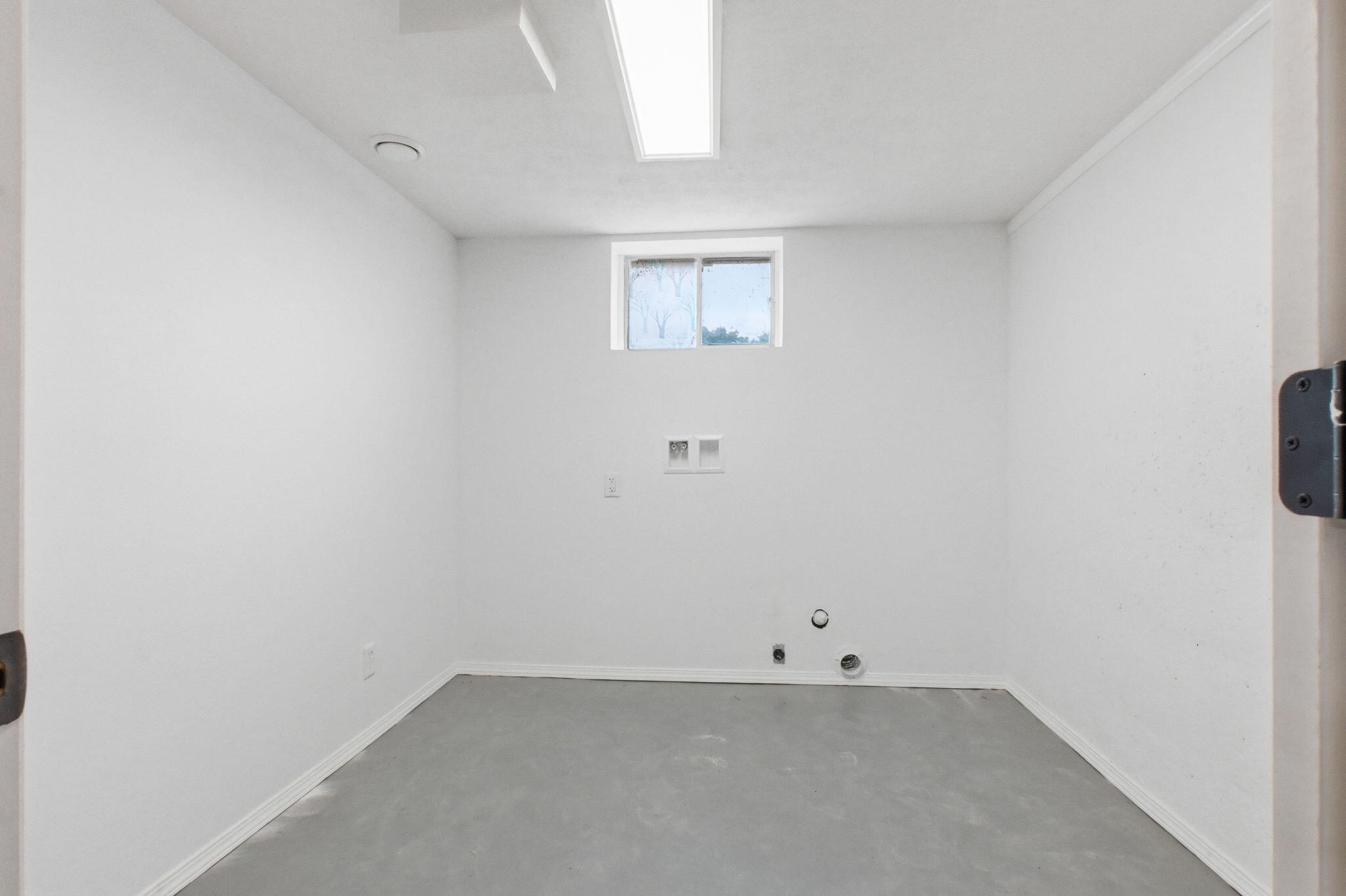 6815 Us-54 Property Photo 25