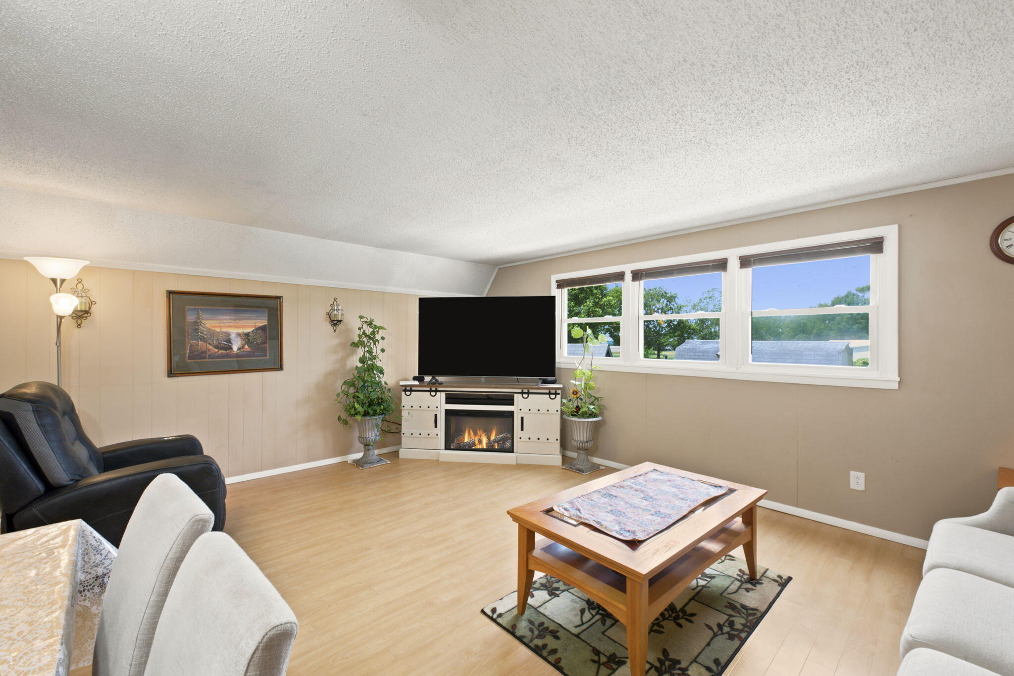 10449 State Highway 38 Property Photo 7