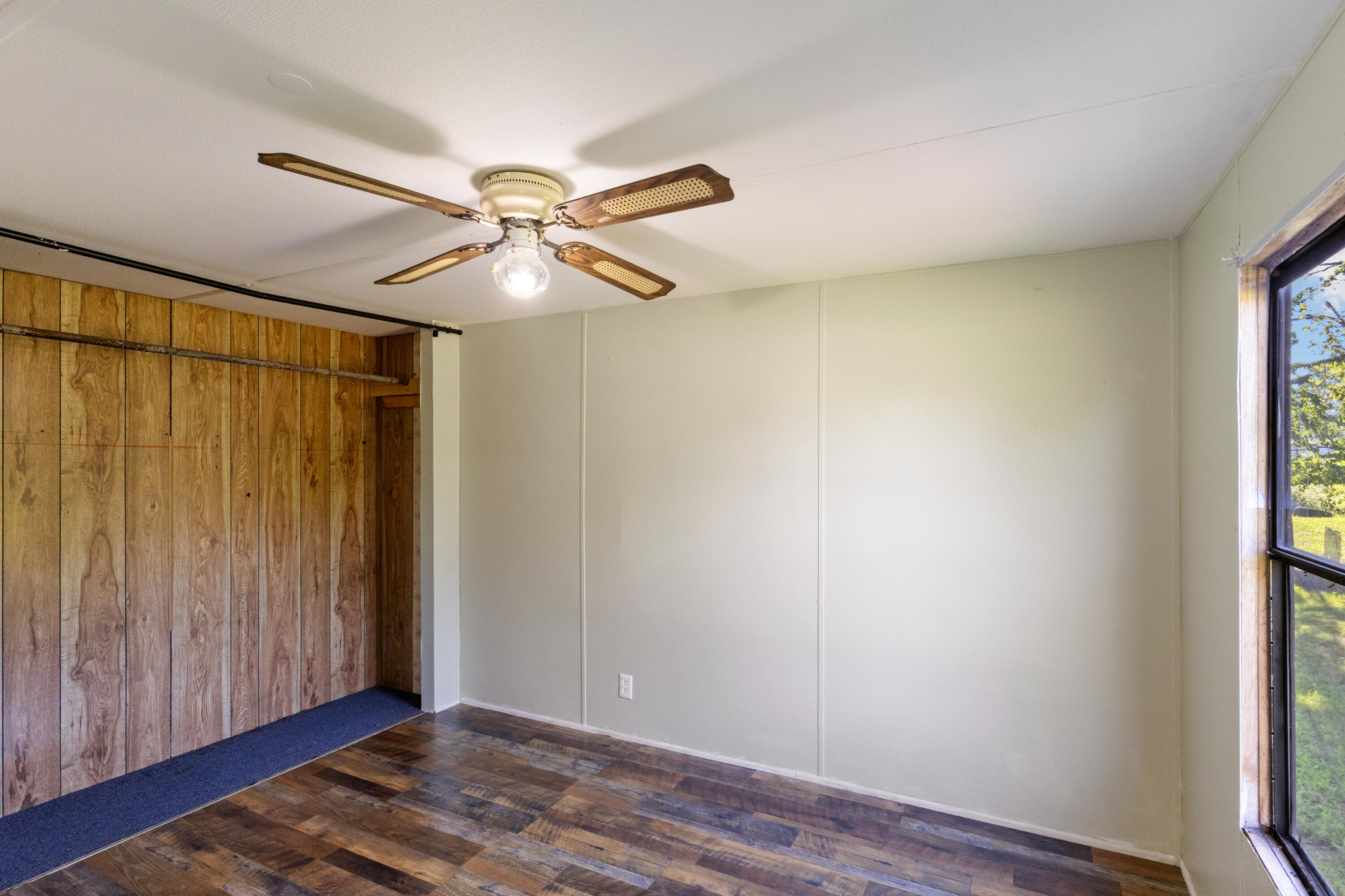 101 Snooks Road Property Photo 8