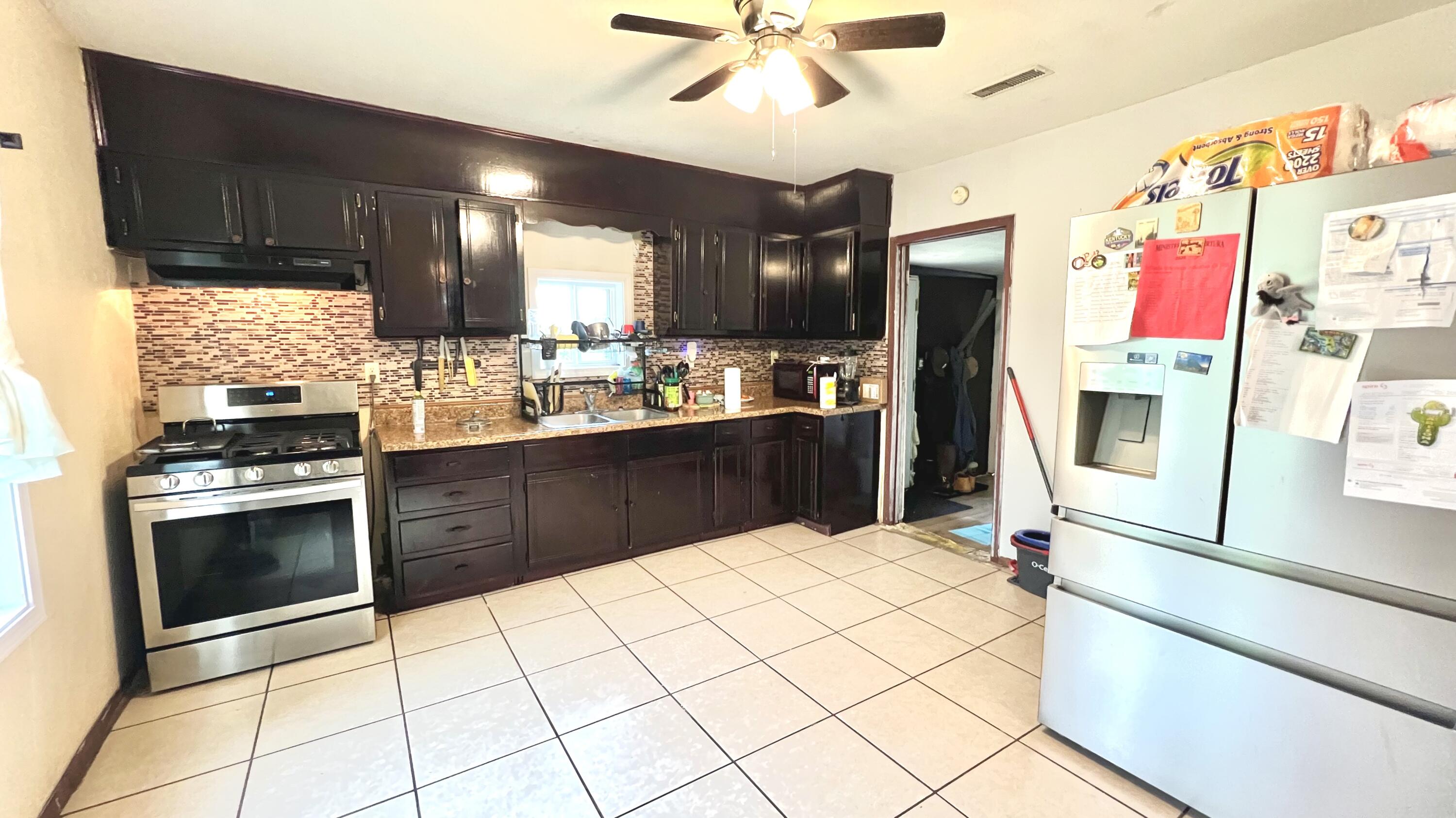 513 16th Street Property Photo 11