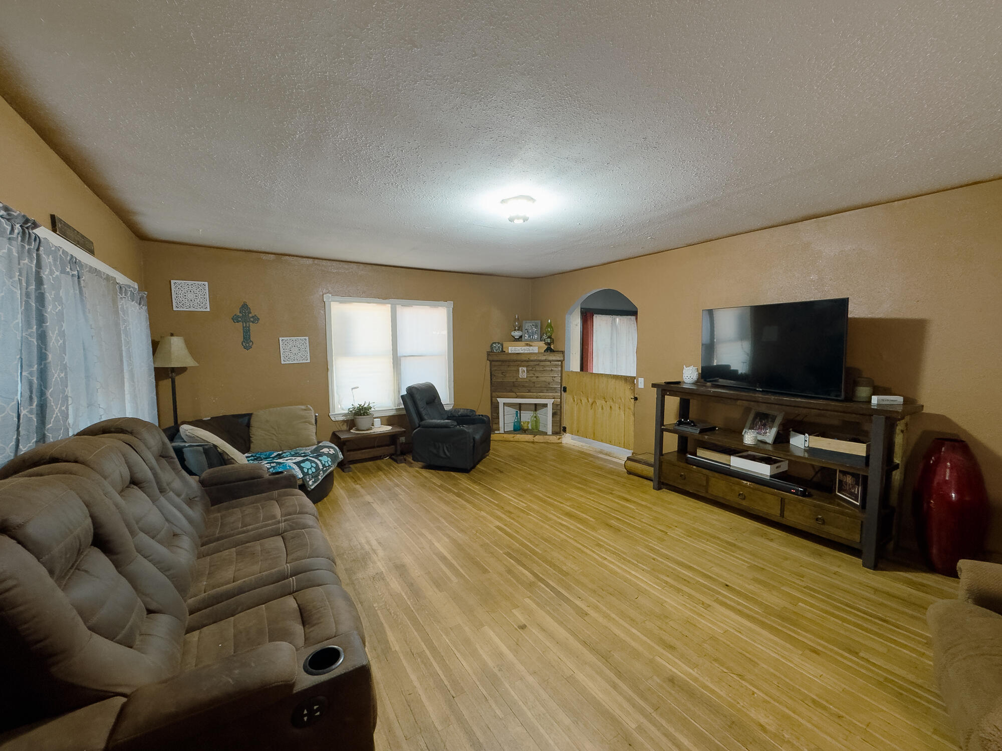 339 First Street Property Photo 3
