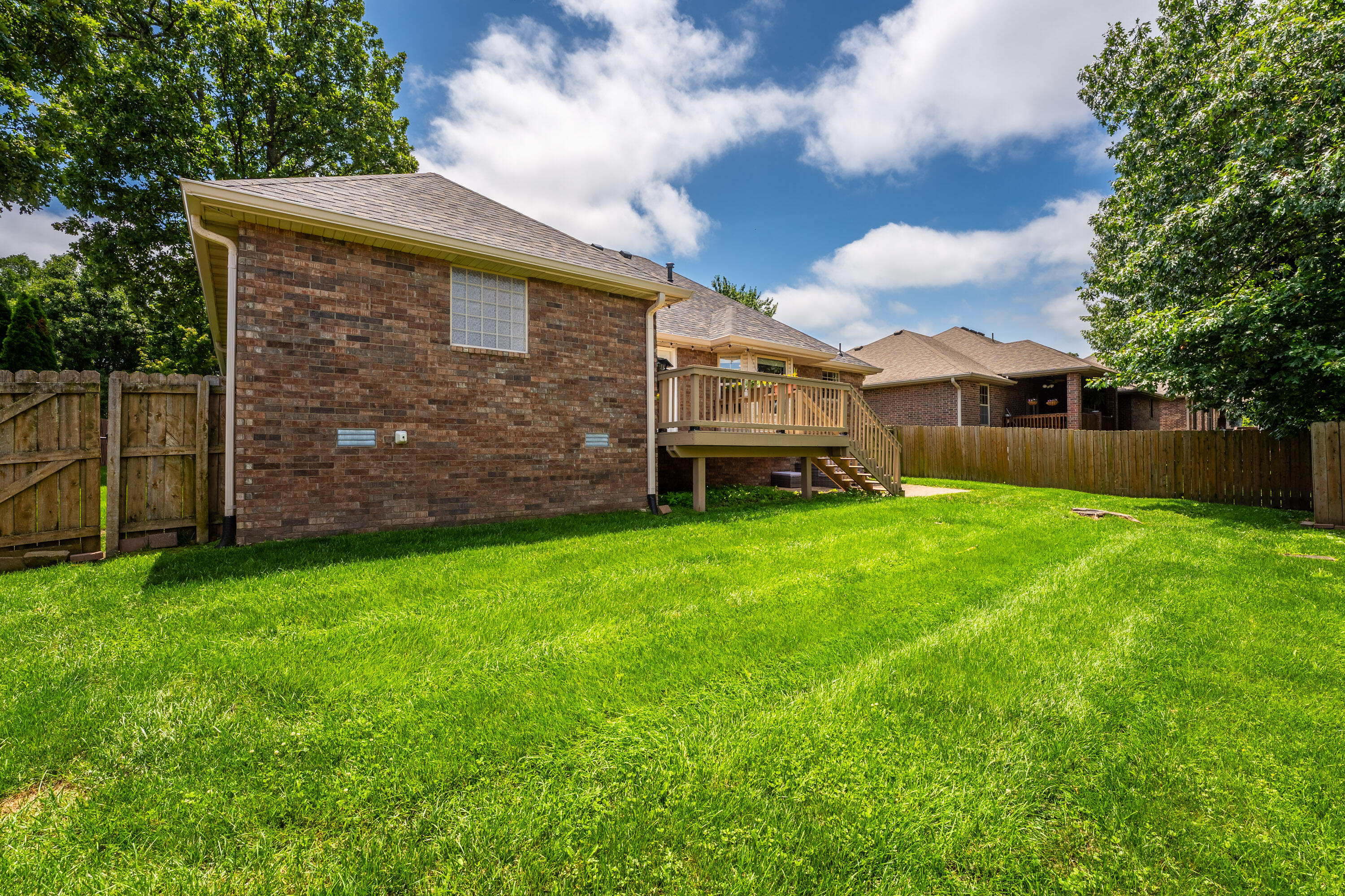 883 Dustin Lane Property Photo 34