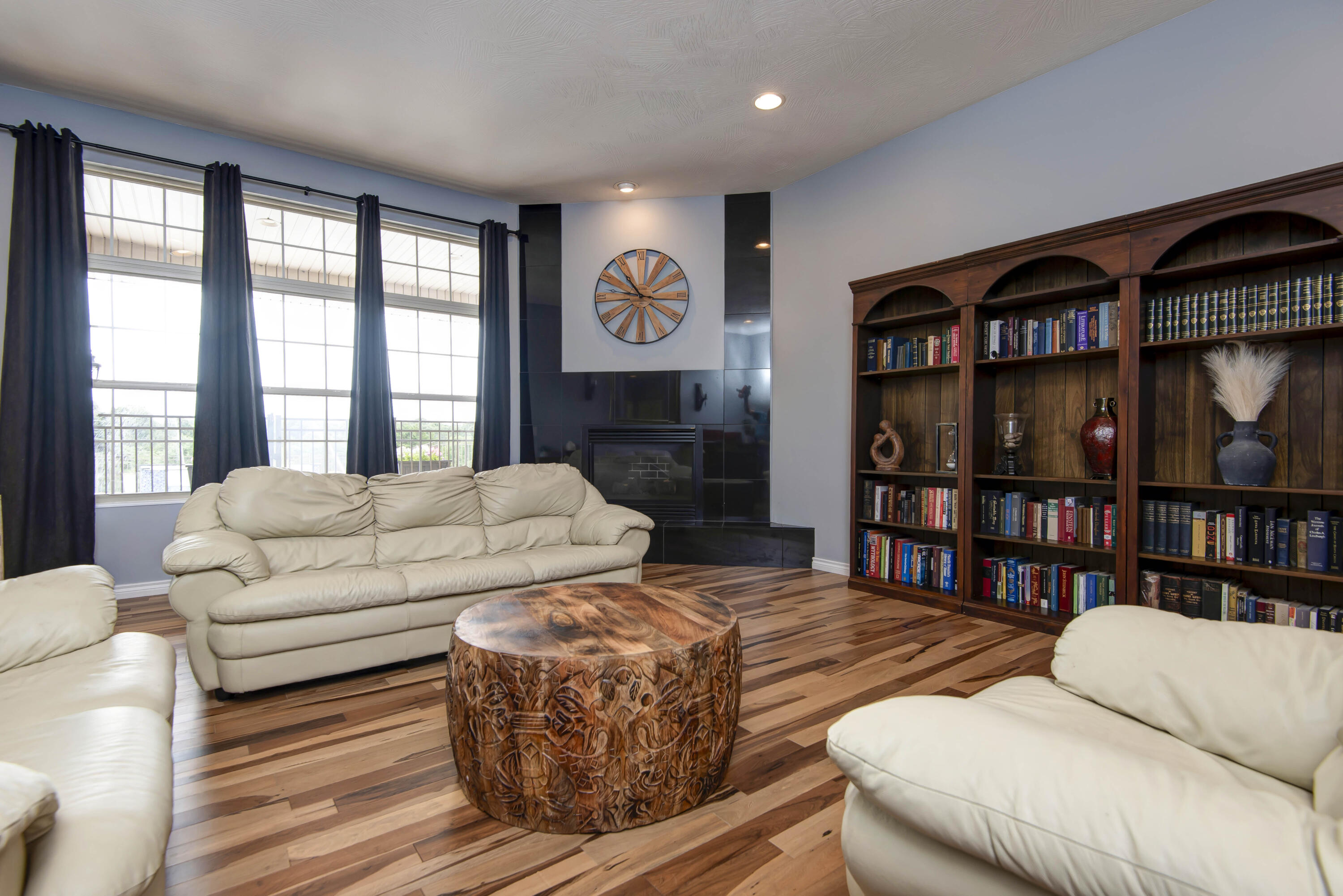 1106 North Pebble Creek Drive Property Photo 10