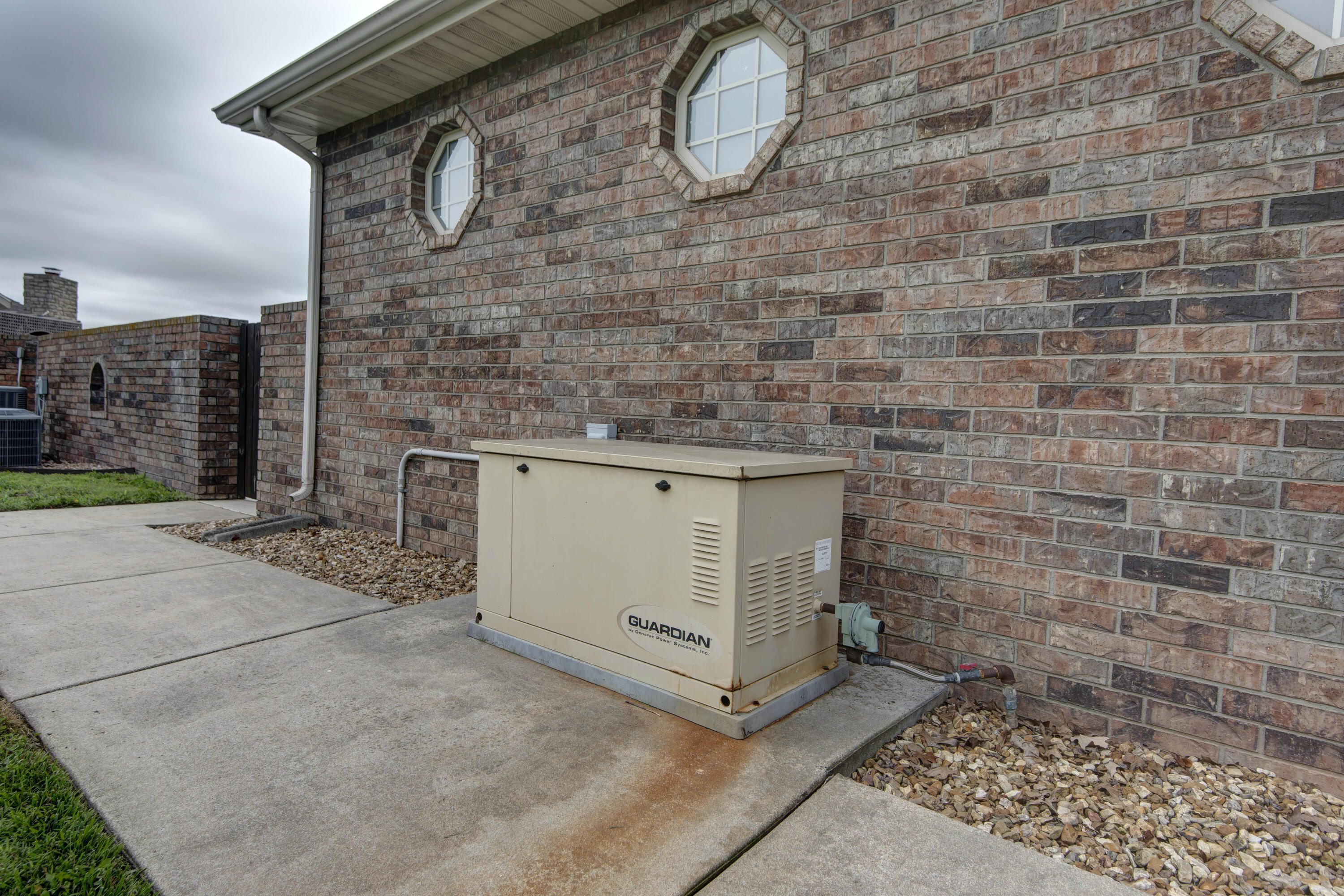 1106 North Pebble Creek Drive Property Photo 55