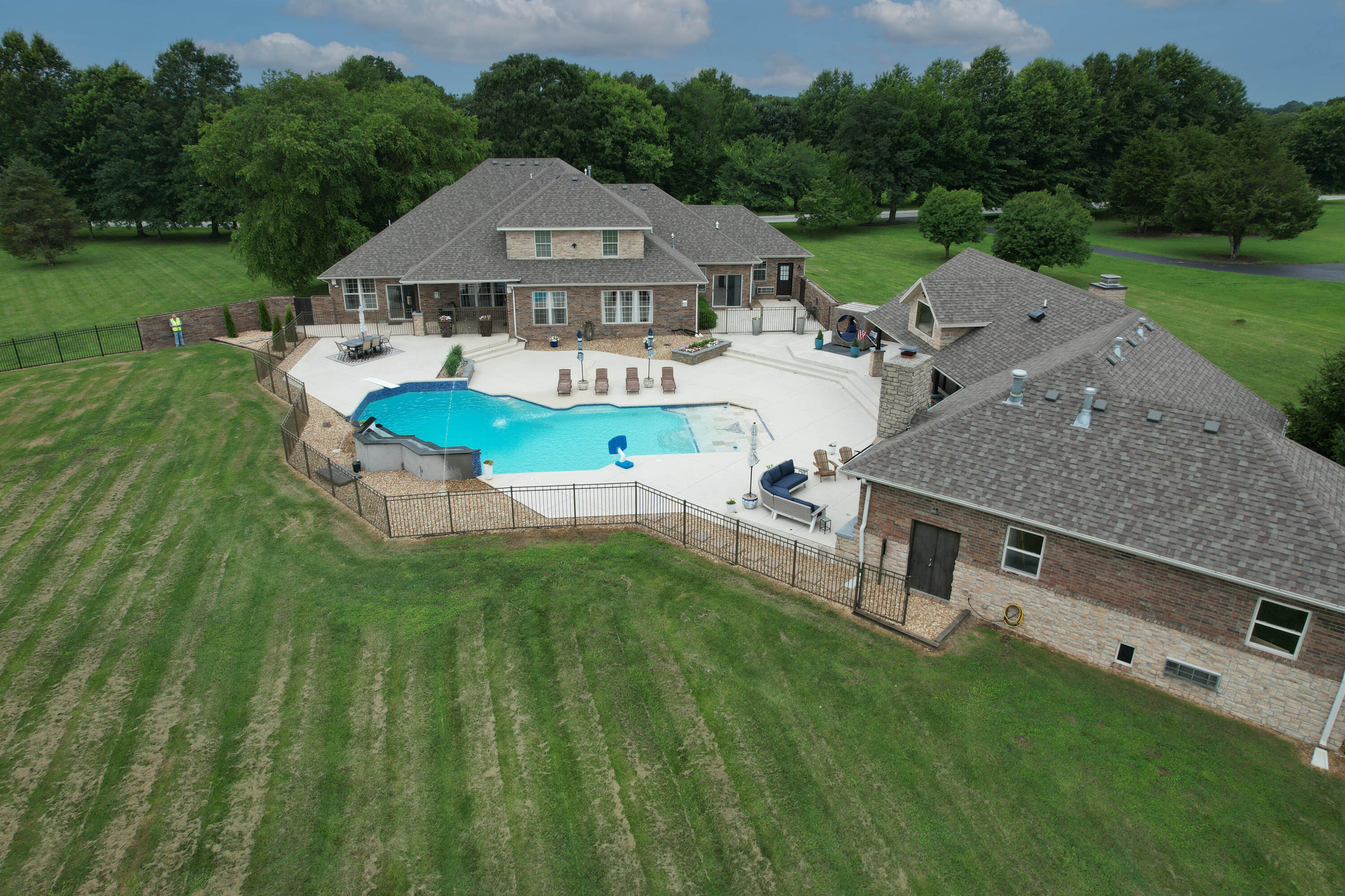 1106 North Pebble Creek Drive Property Photo 65