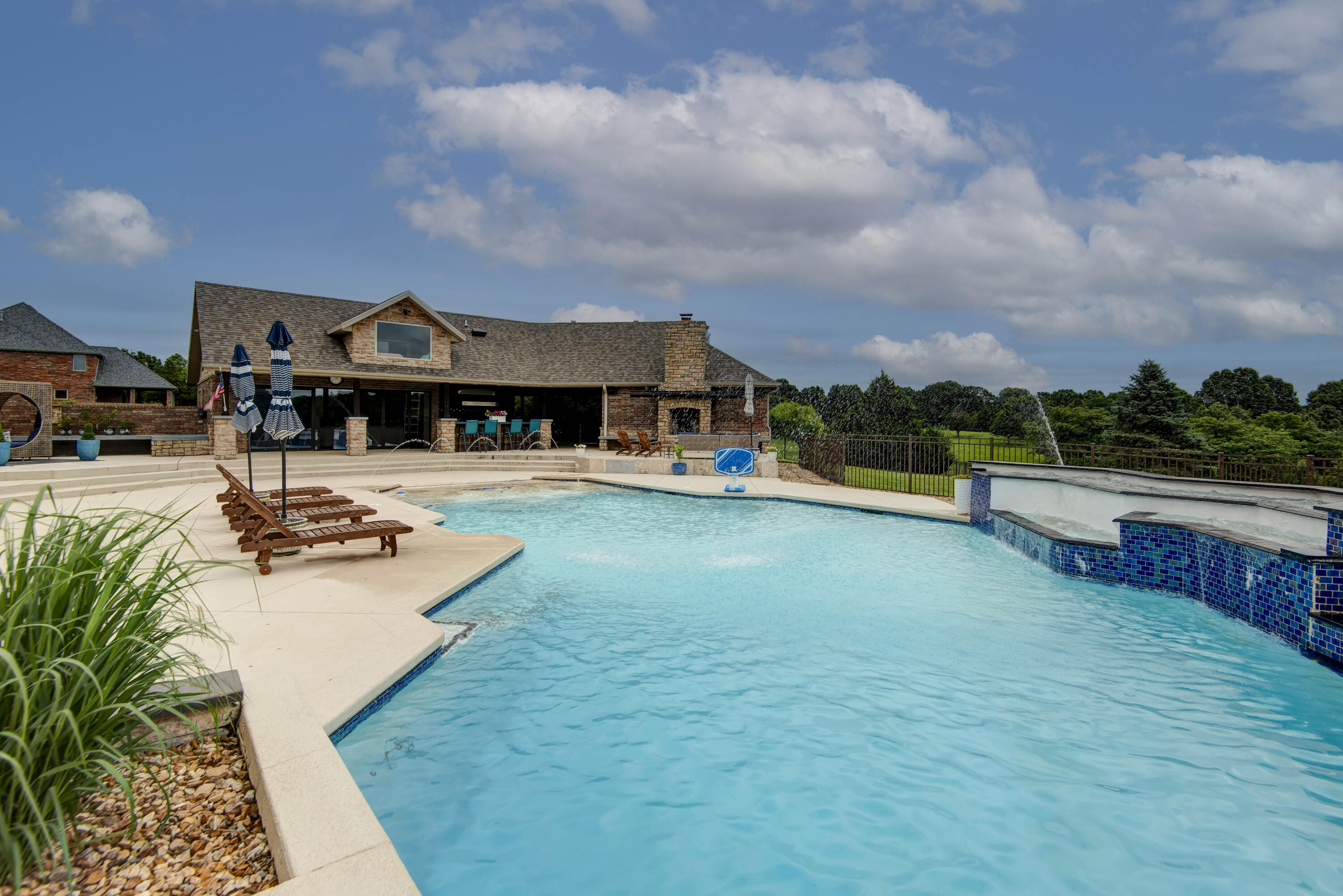 1106 North Pebble Creek Drive Property Photo 66
