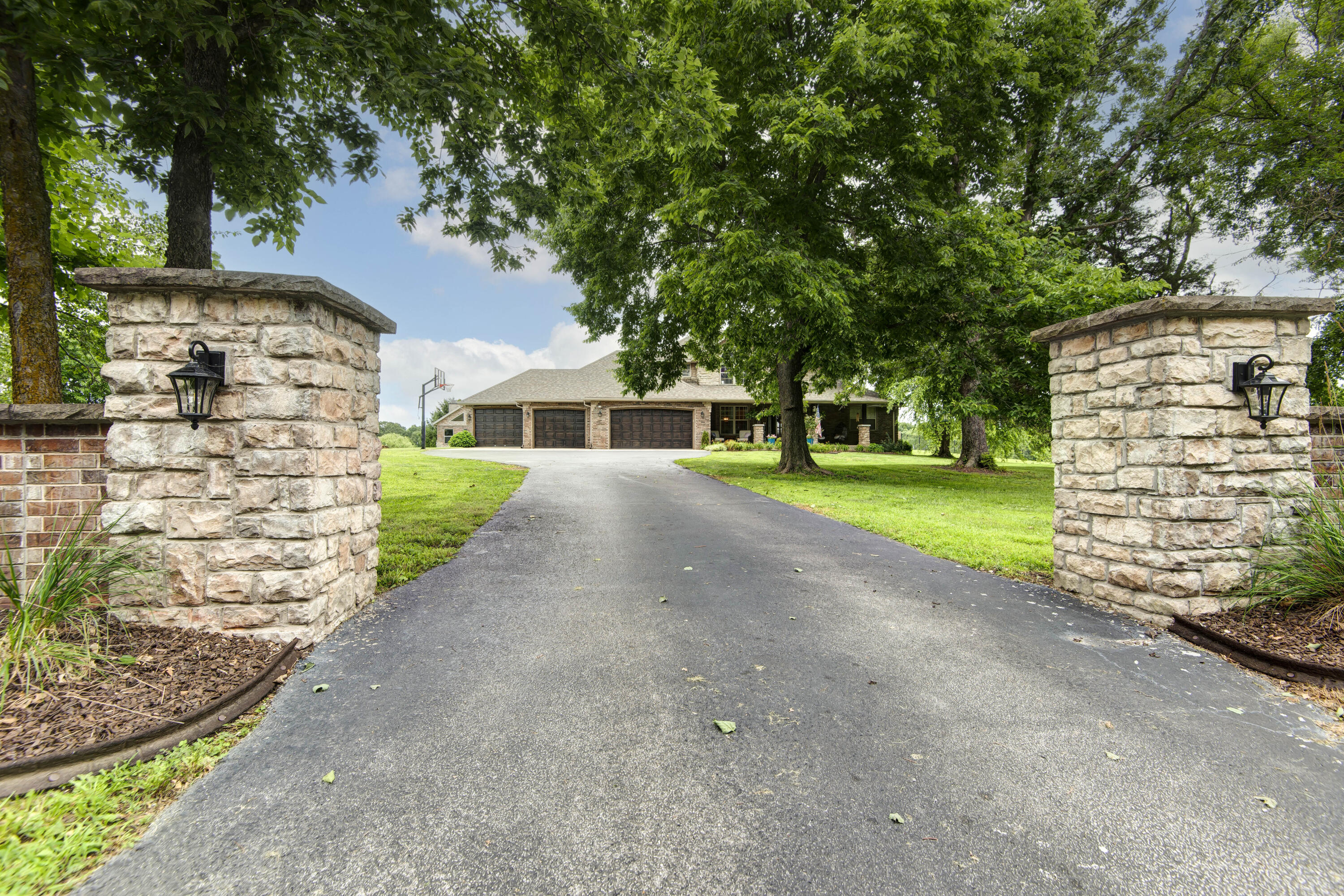 1106 North Pebble Creek Drive Property Photo 82