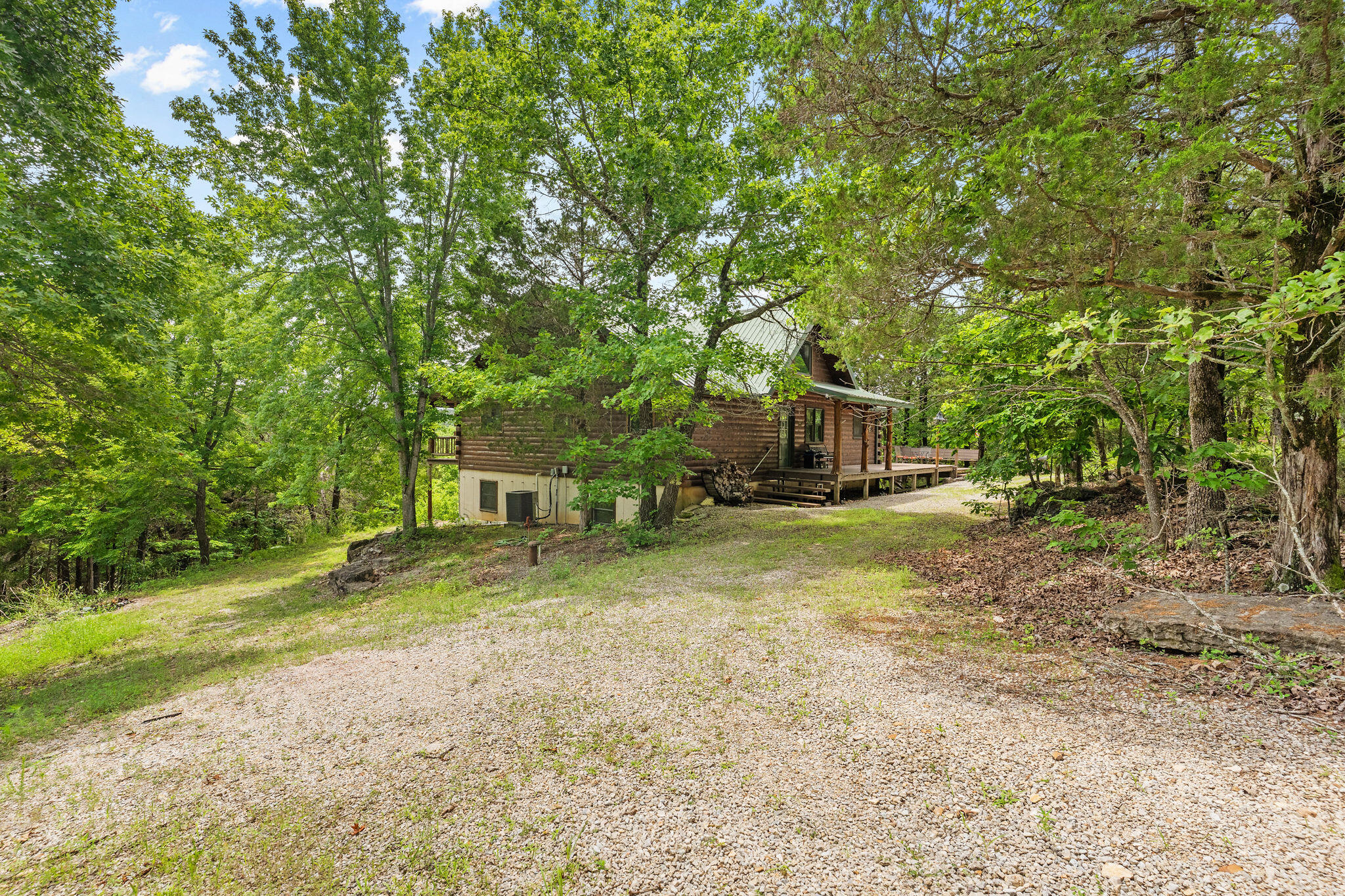 582 Rubin Lane Property Photo 7