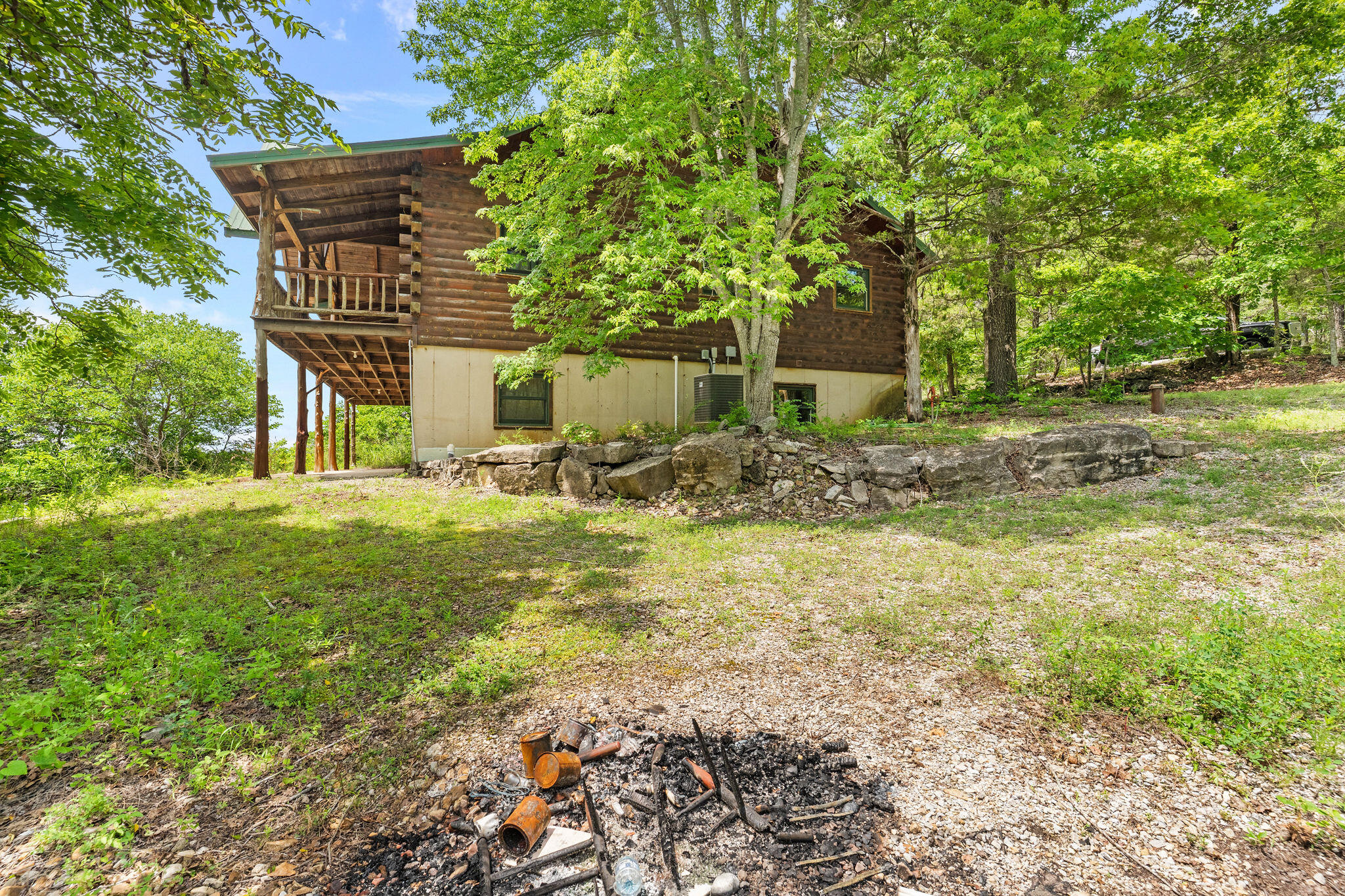 582 Rubin Lane Property Photo 8