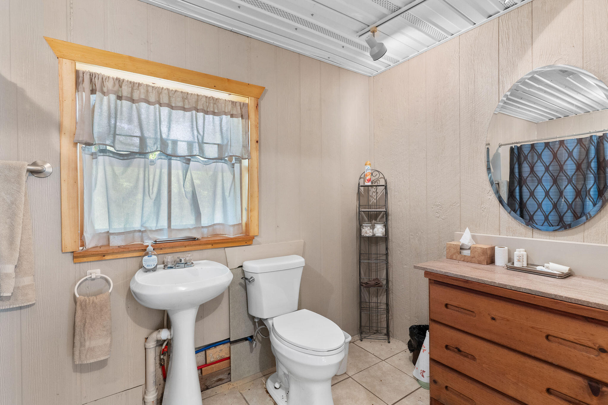 582 Rubin Lane Property Photo 43