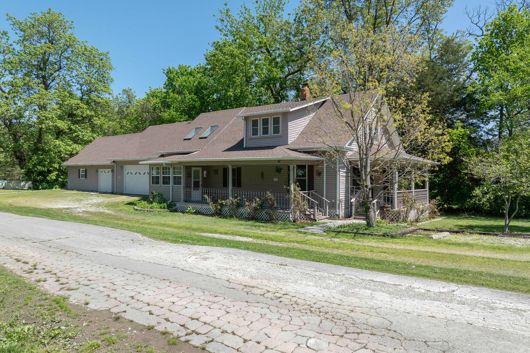 537 West Talmage Street Property Photo 2