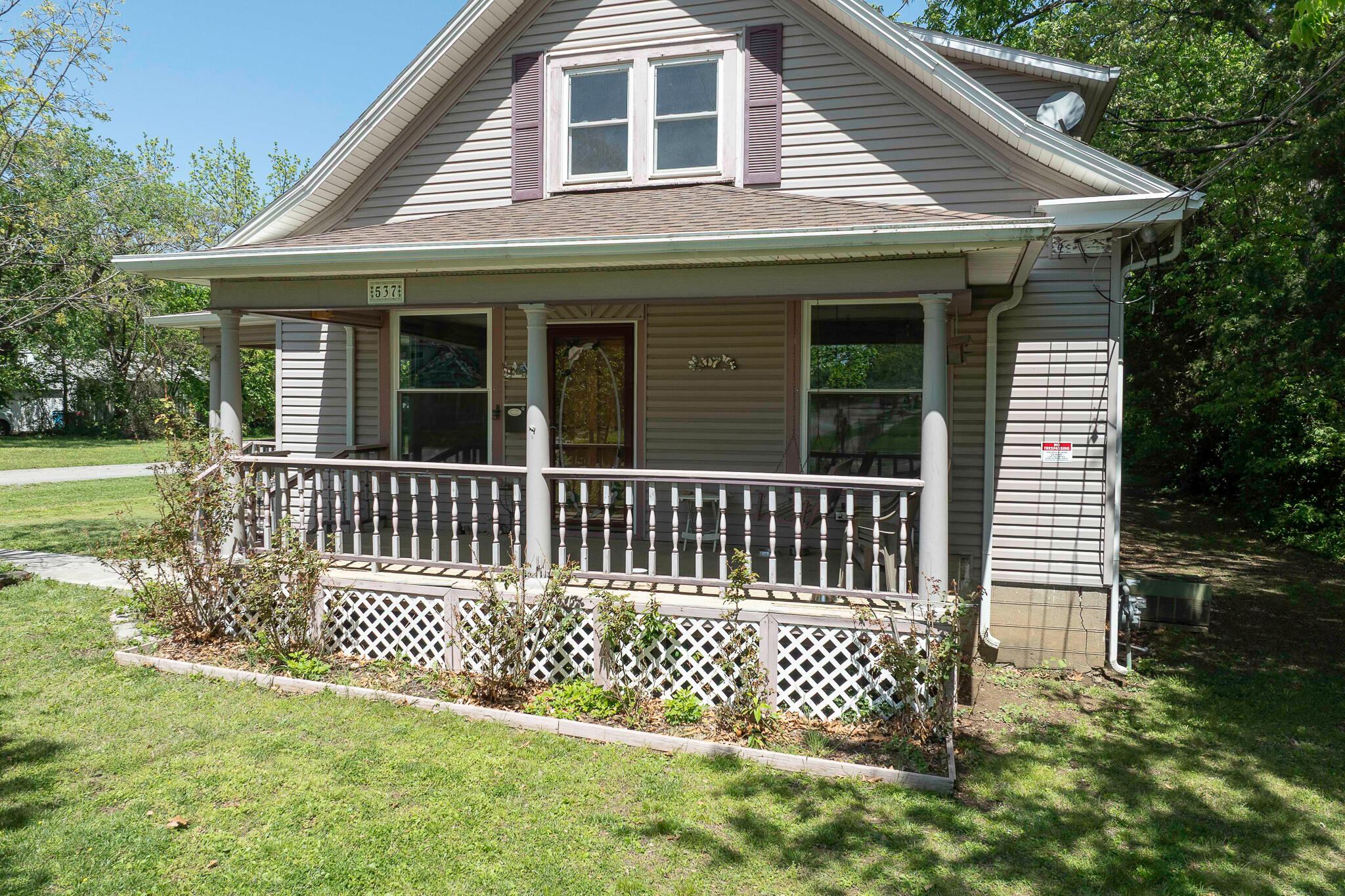537 West Talmage Street Property Photo 4