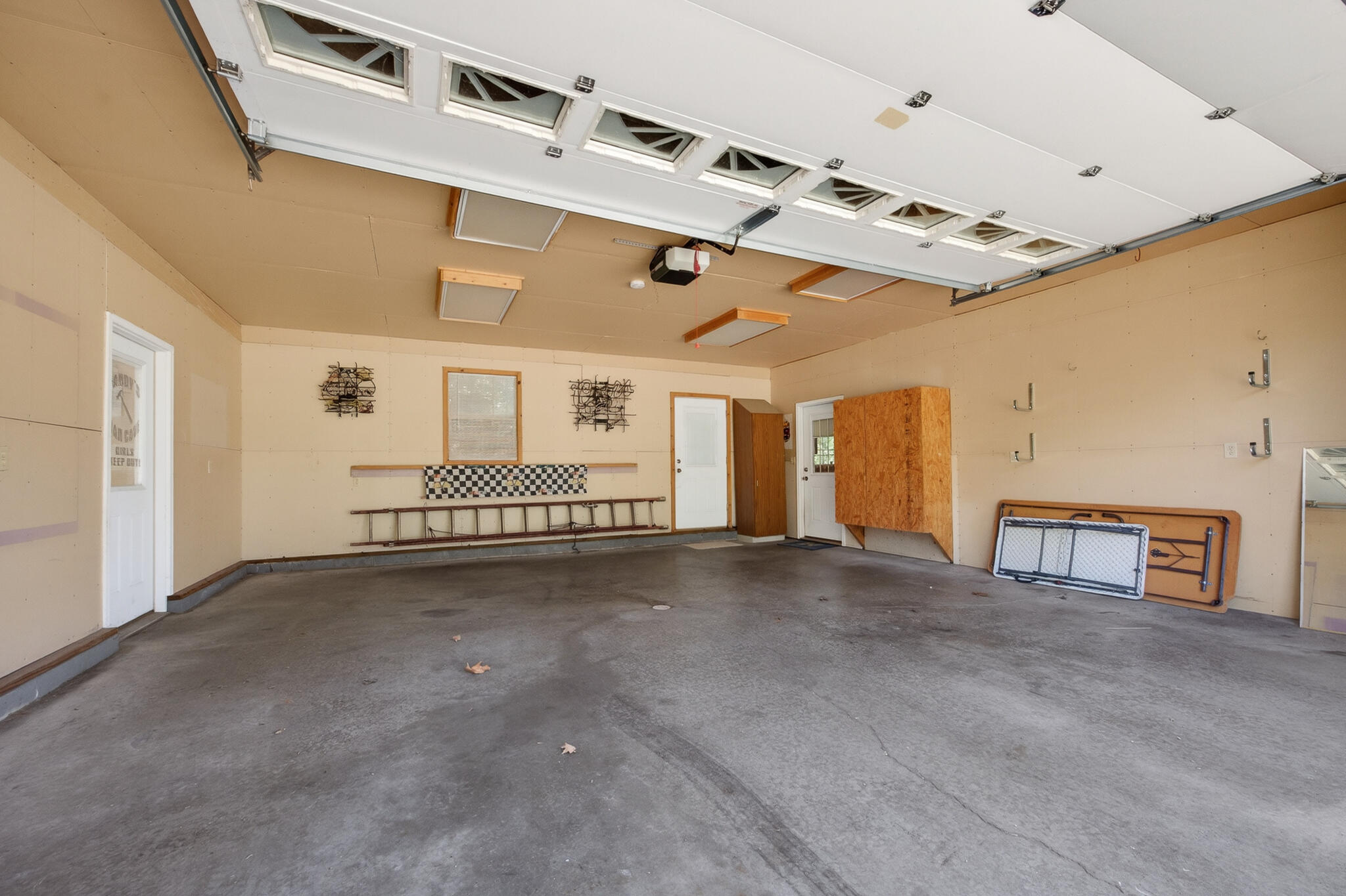 537 West Talmage Street Property Photo 49