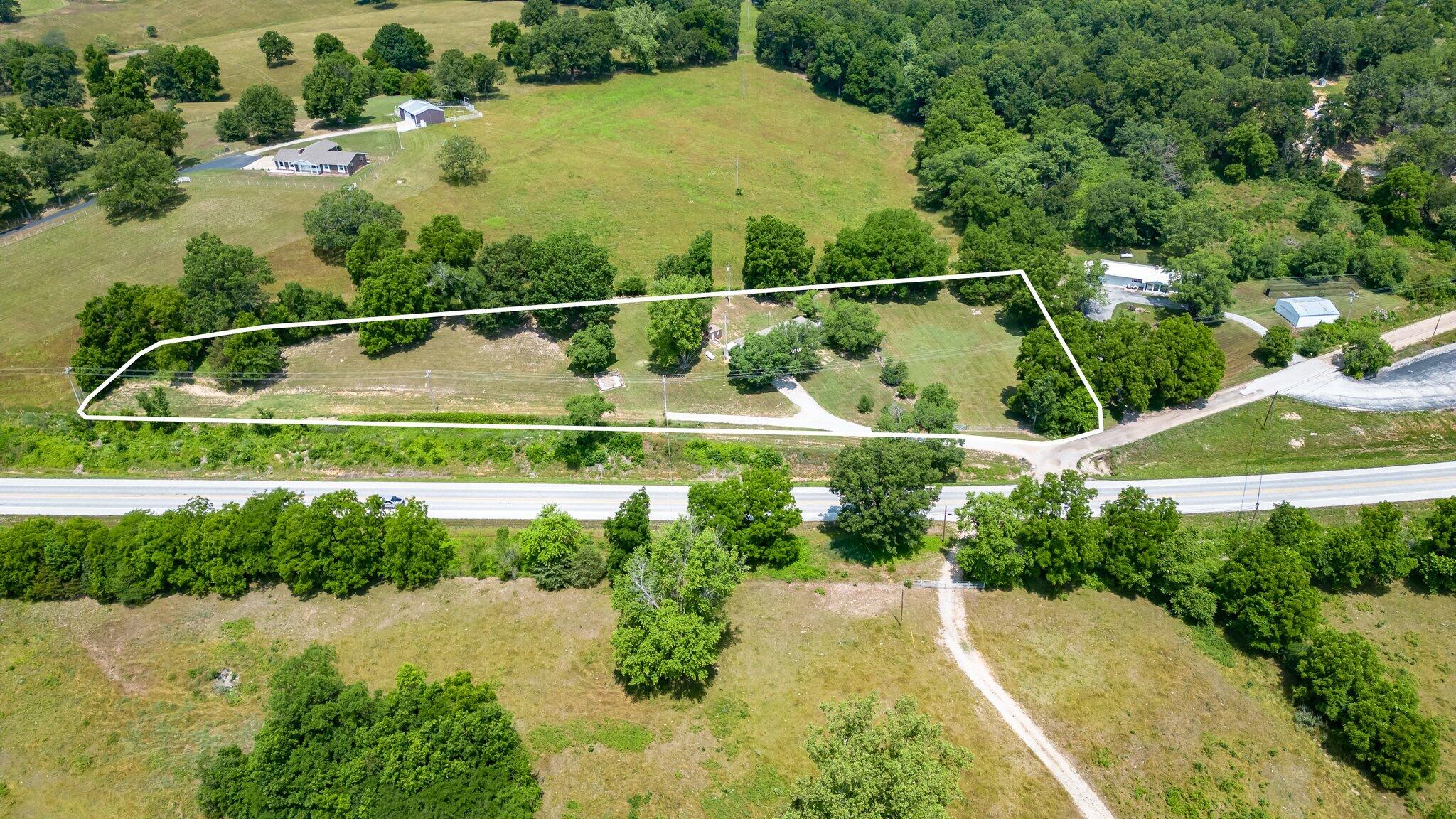 8675 South State Highway 5 Property Photo 35