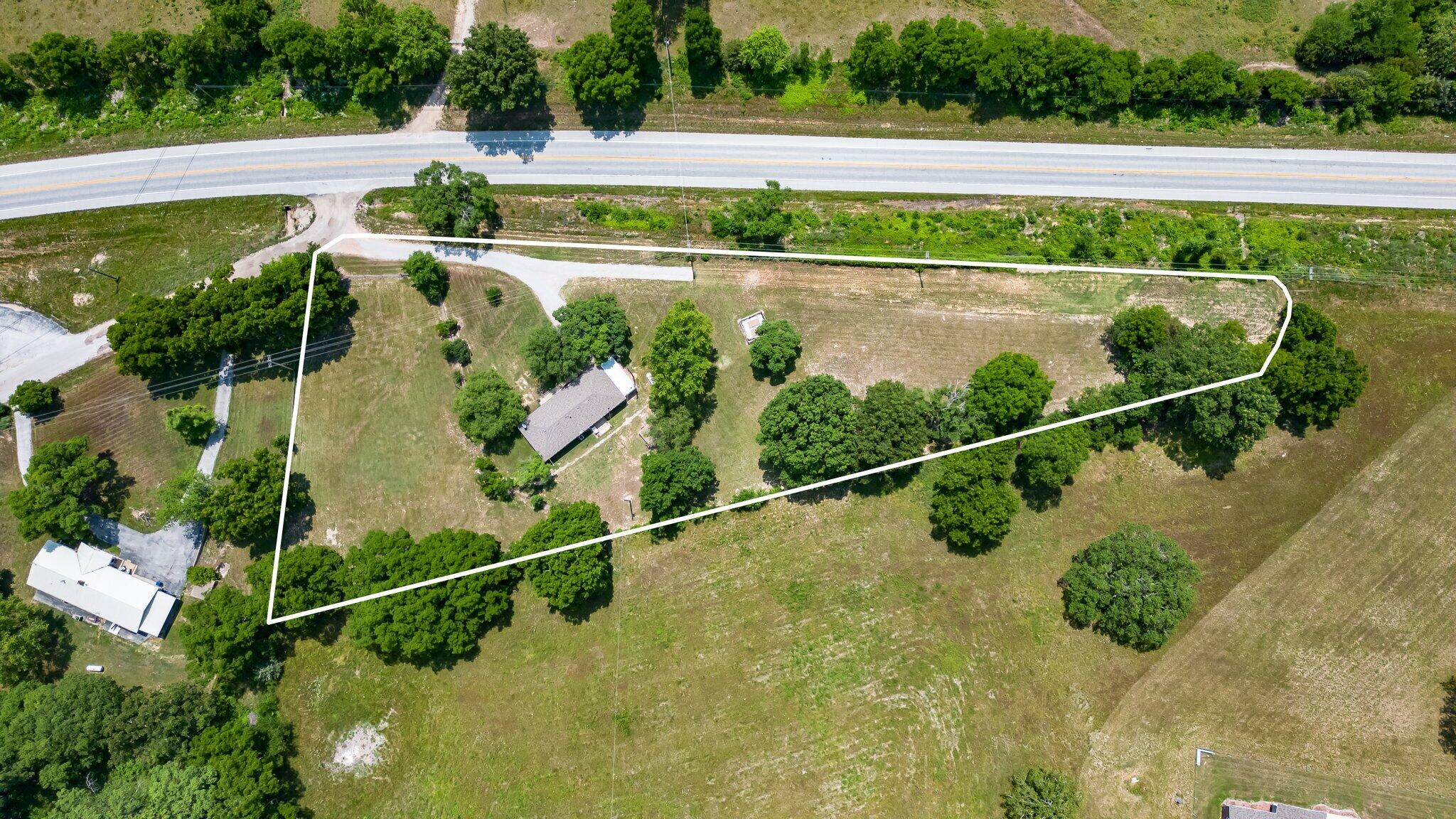 8675 South State Highway 5 Property Photo 38
