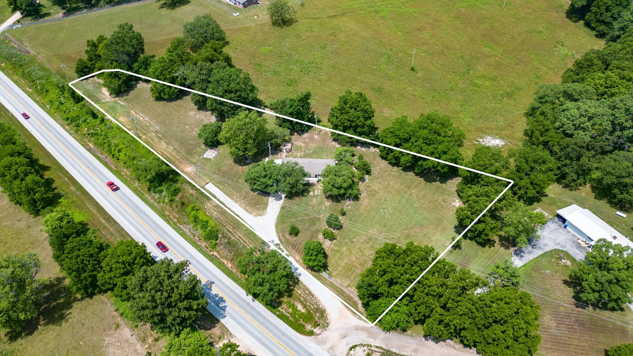 8675 South State Highway 5 Property Photo 39