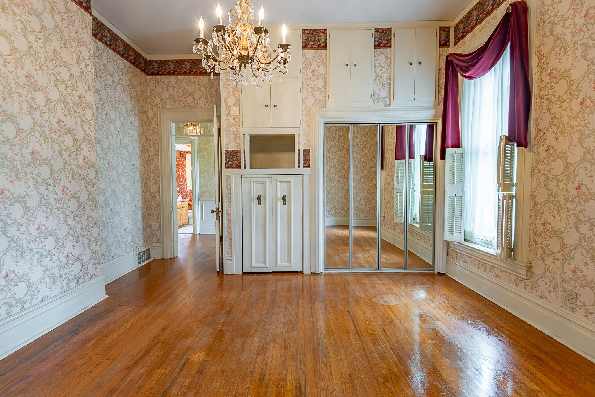 625 South Avenue Property Photo 10