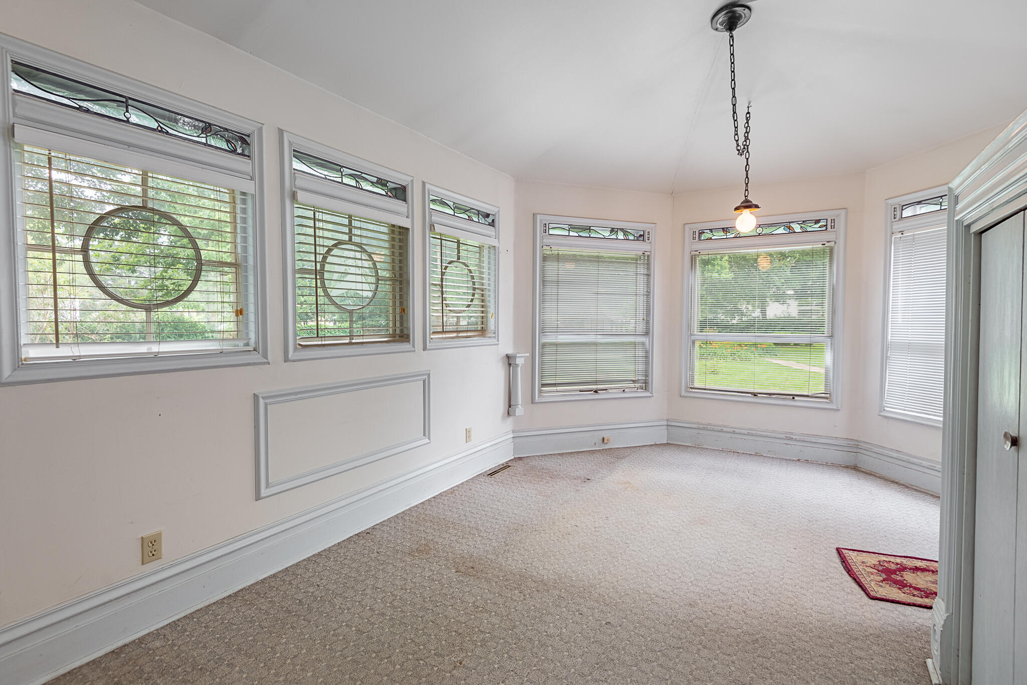 625 South Avenue Property Photo 31
