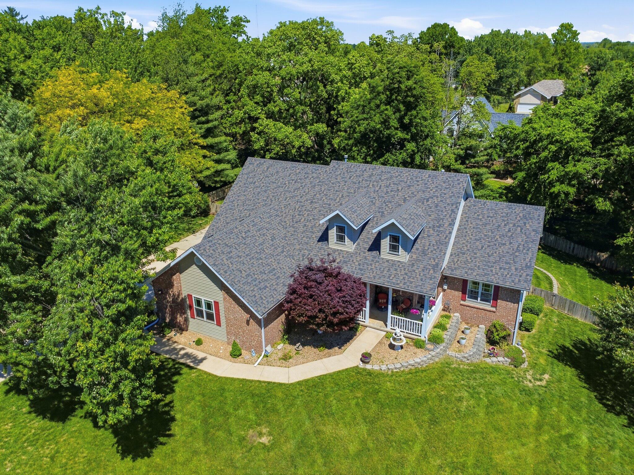 1109 Glen Oaks Drive Property Photo 3
