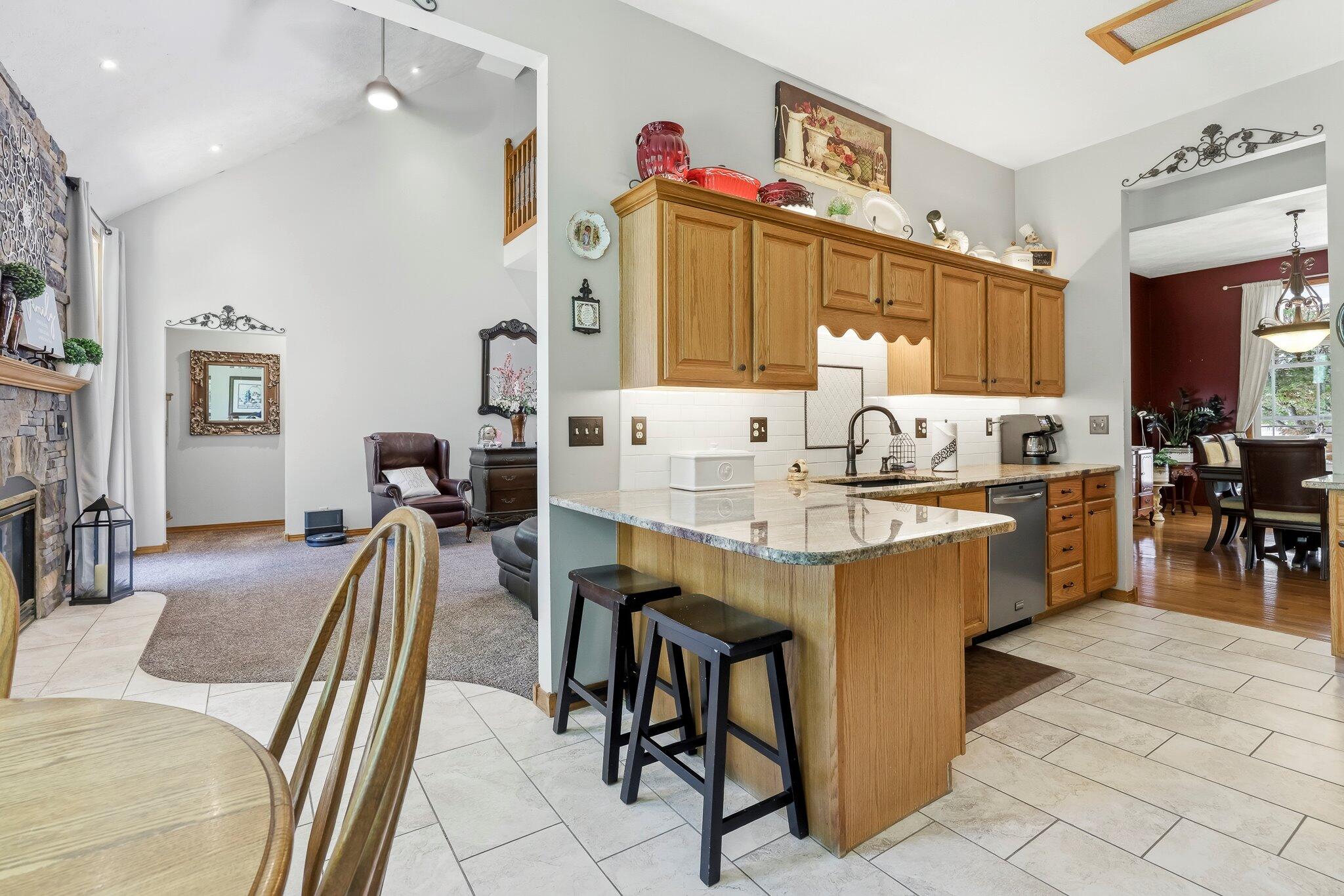 1109 Glen Oaks Drive Property Photo 10