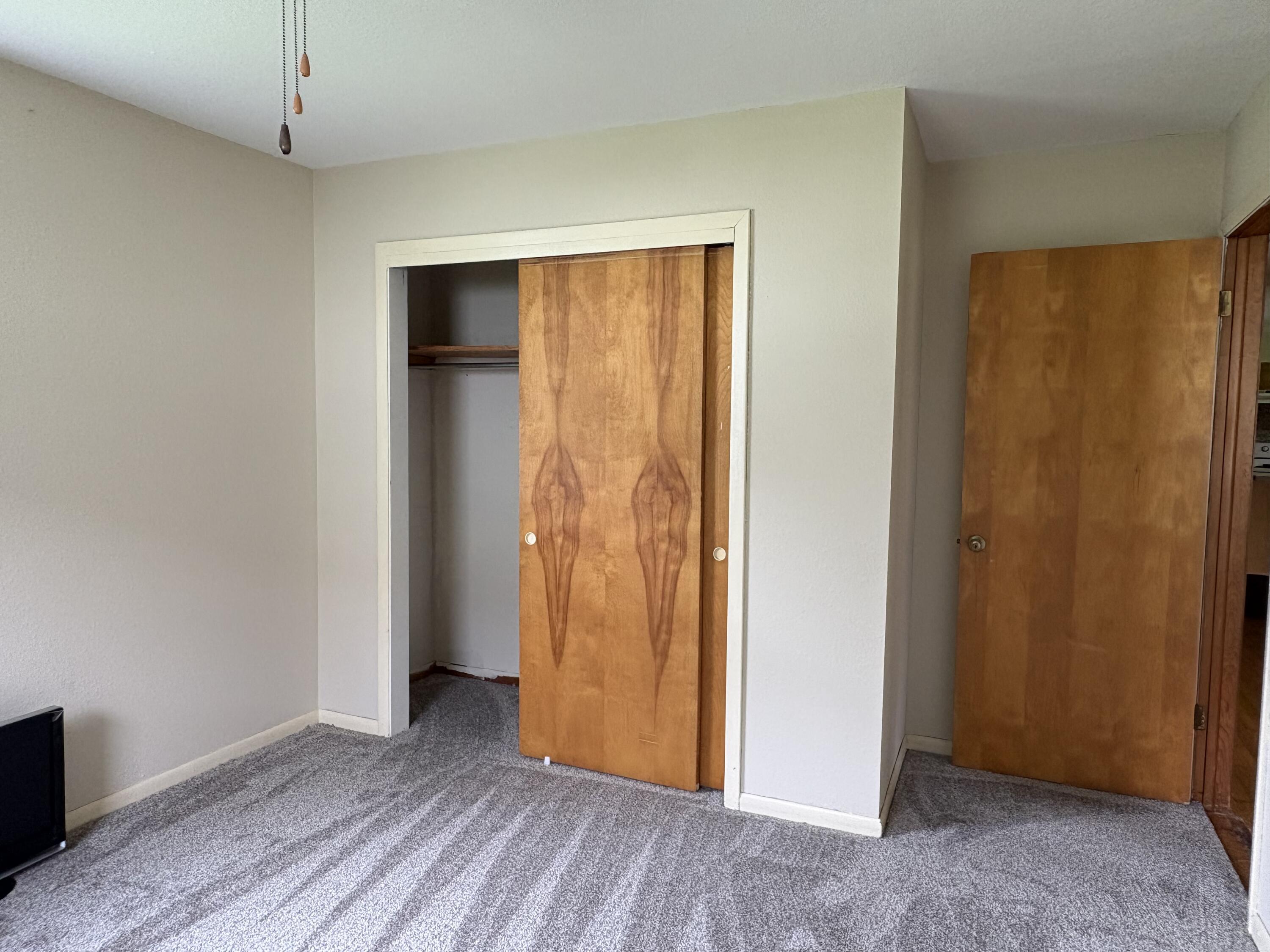 204 West Oak Street Property Photo 19