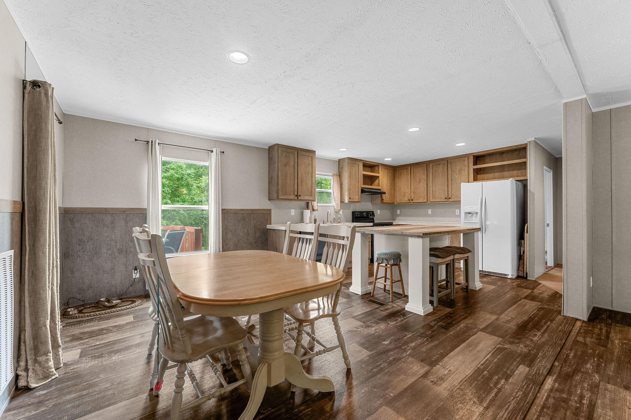 11977 Lazy Creek Lane Property Photo 7