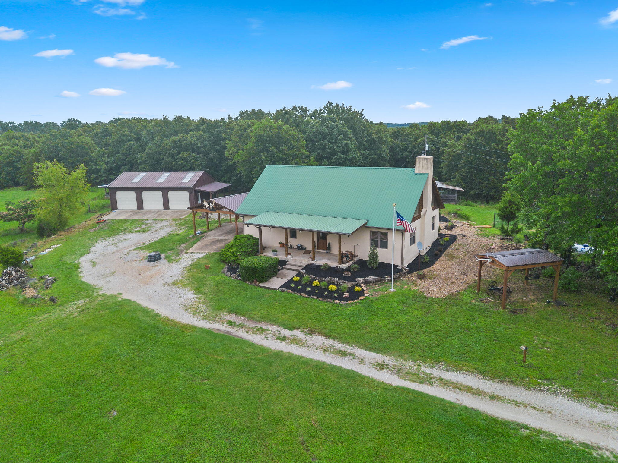 2115 Garrison Cutoff Road Property Photo 1