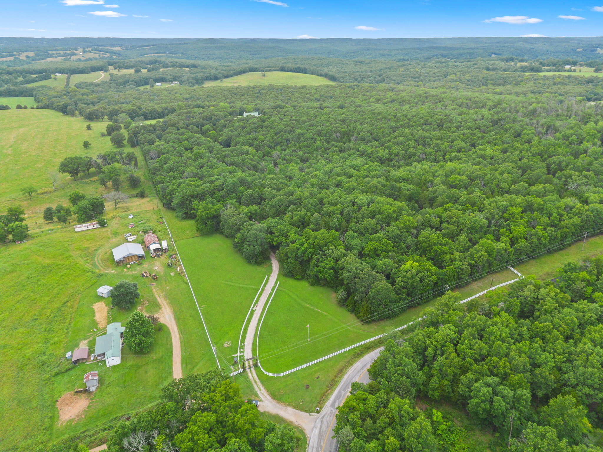 2115 Garrison Cutoff Road Property Photo 6