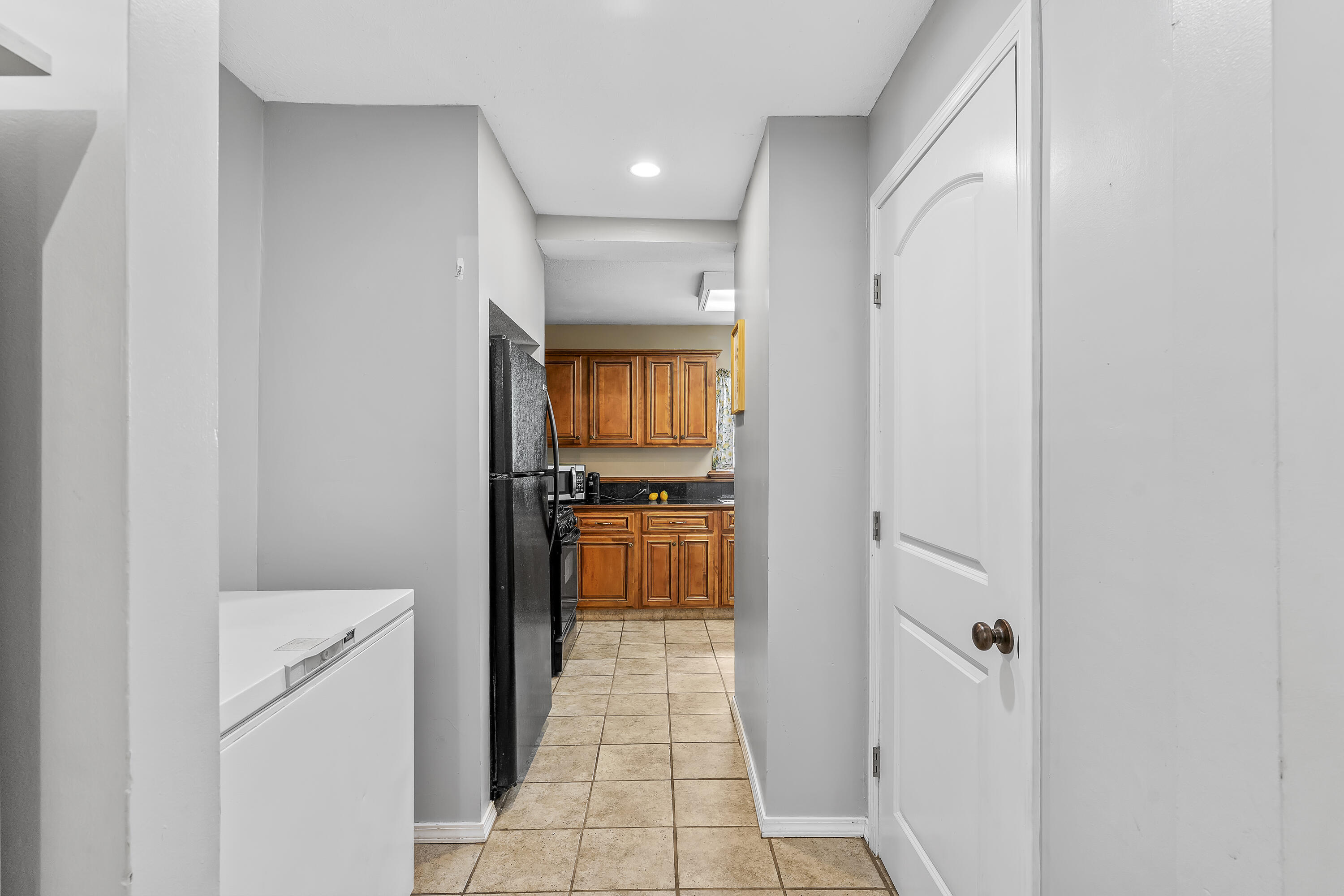 1034 North Clay Avenue Property Photo 11