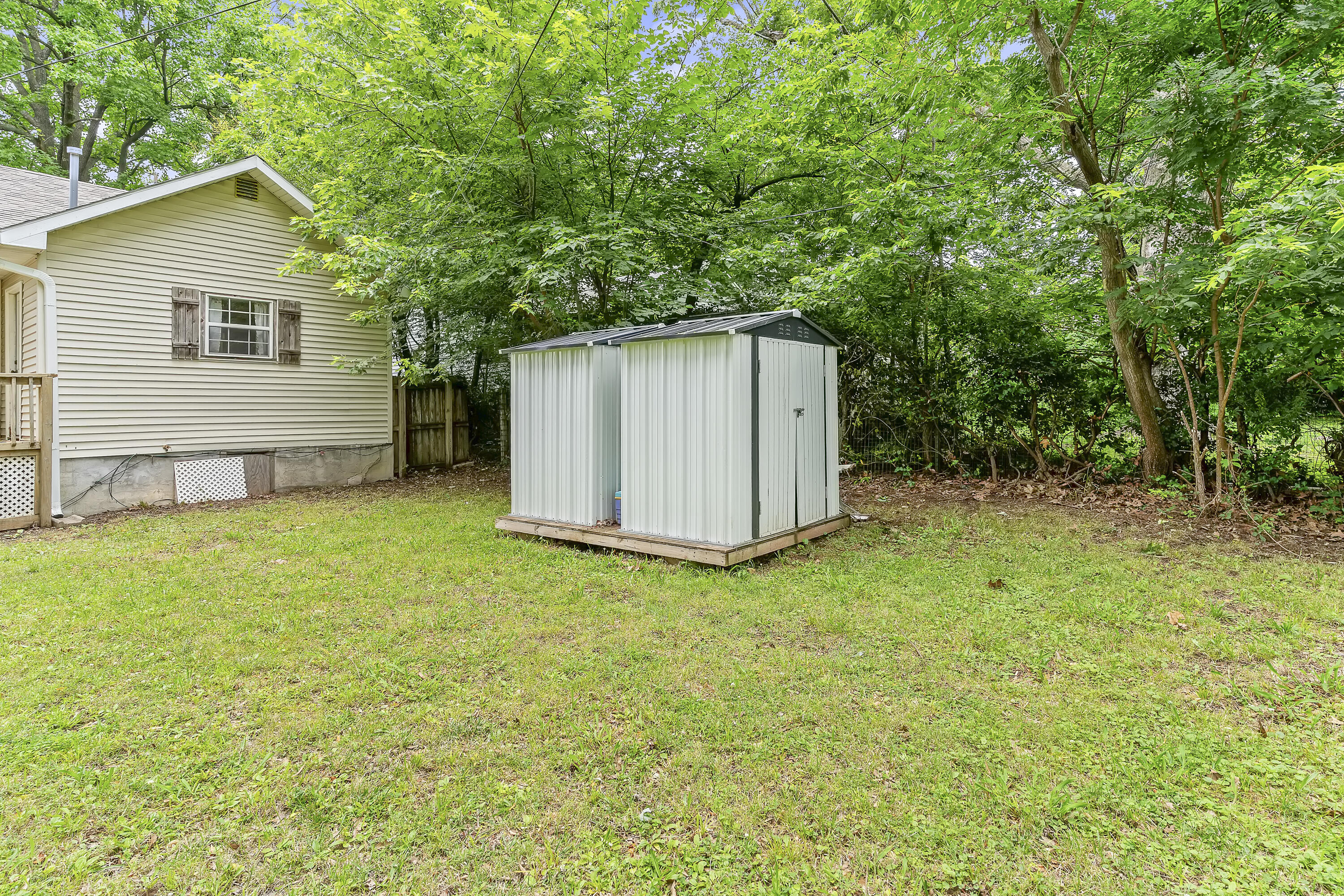 1034 North Clay Avenue Property Photo 33