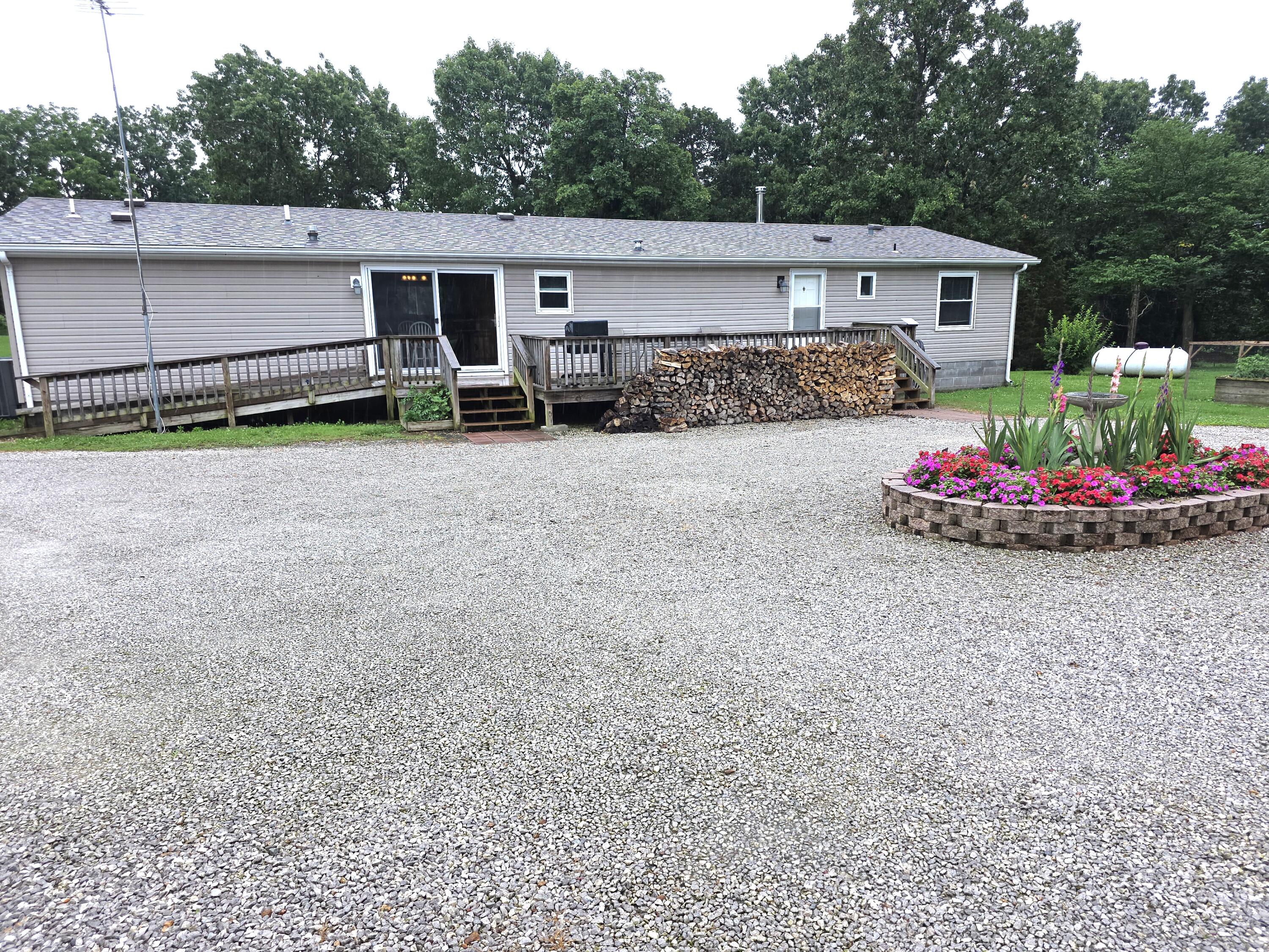 10144 Vixen Road Property Photo 17
