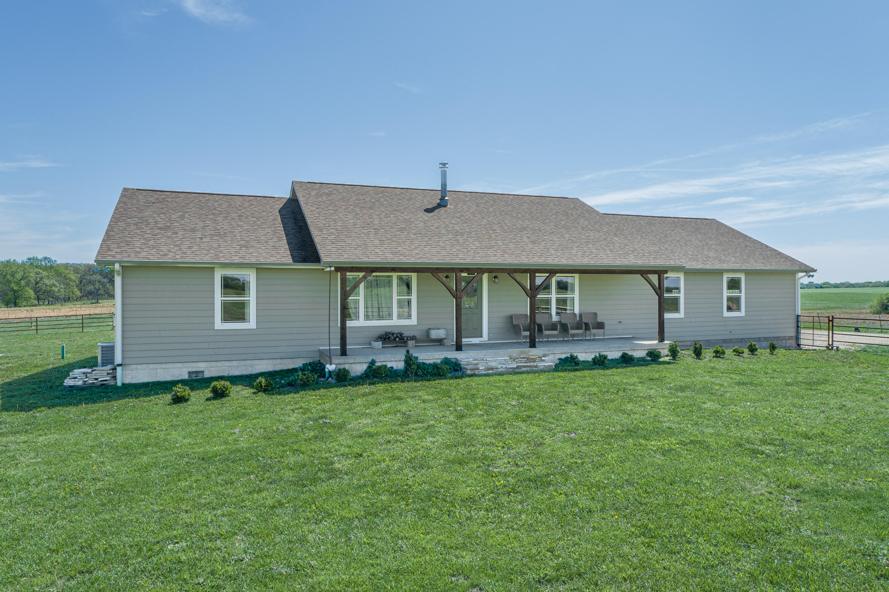 15959 County Road 121 Property Photo 1